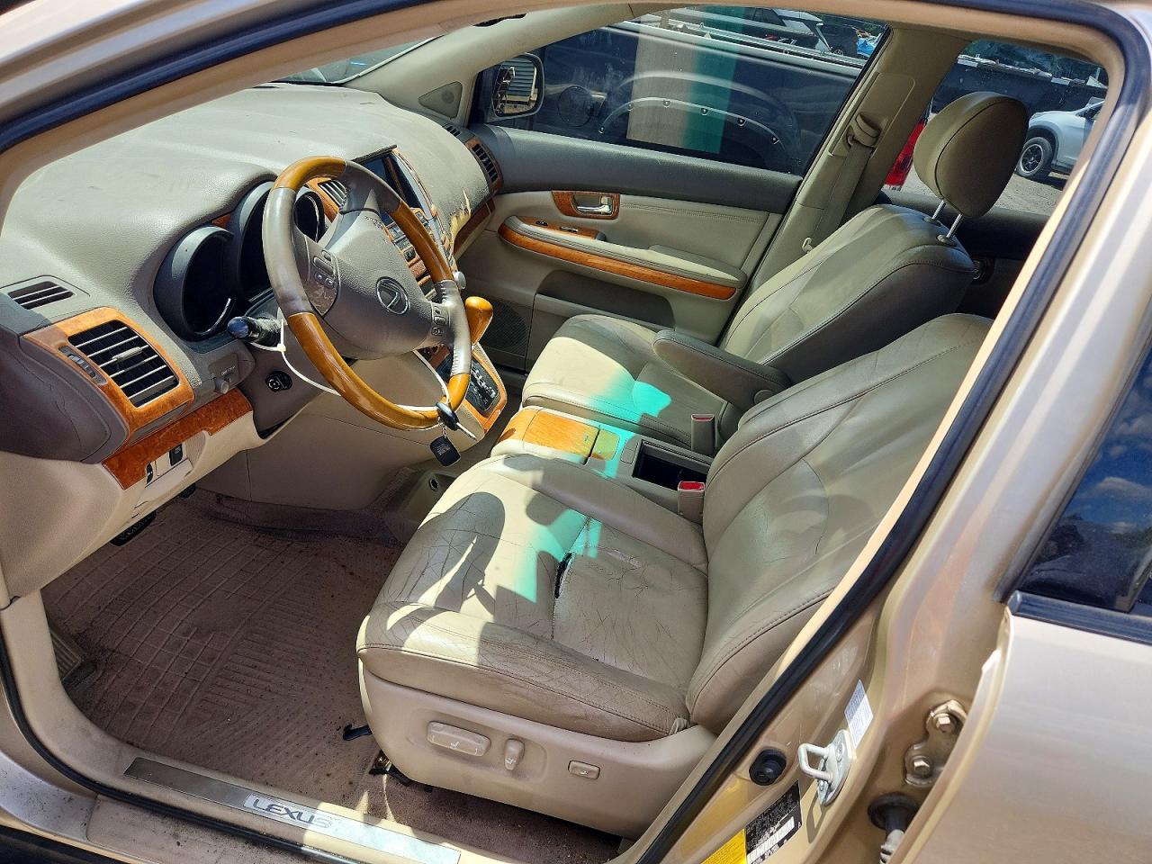 2005 Lexus Rx 330 Tan vin: 2T2HA31U05C046102