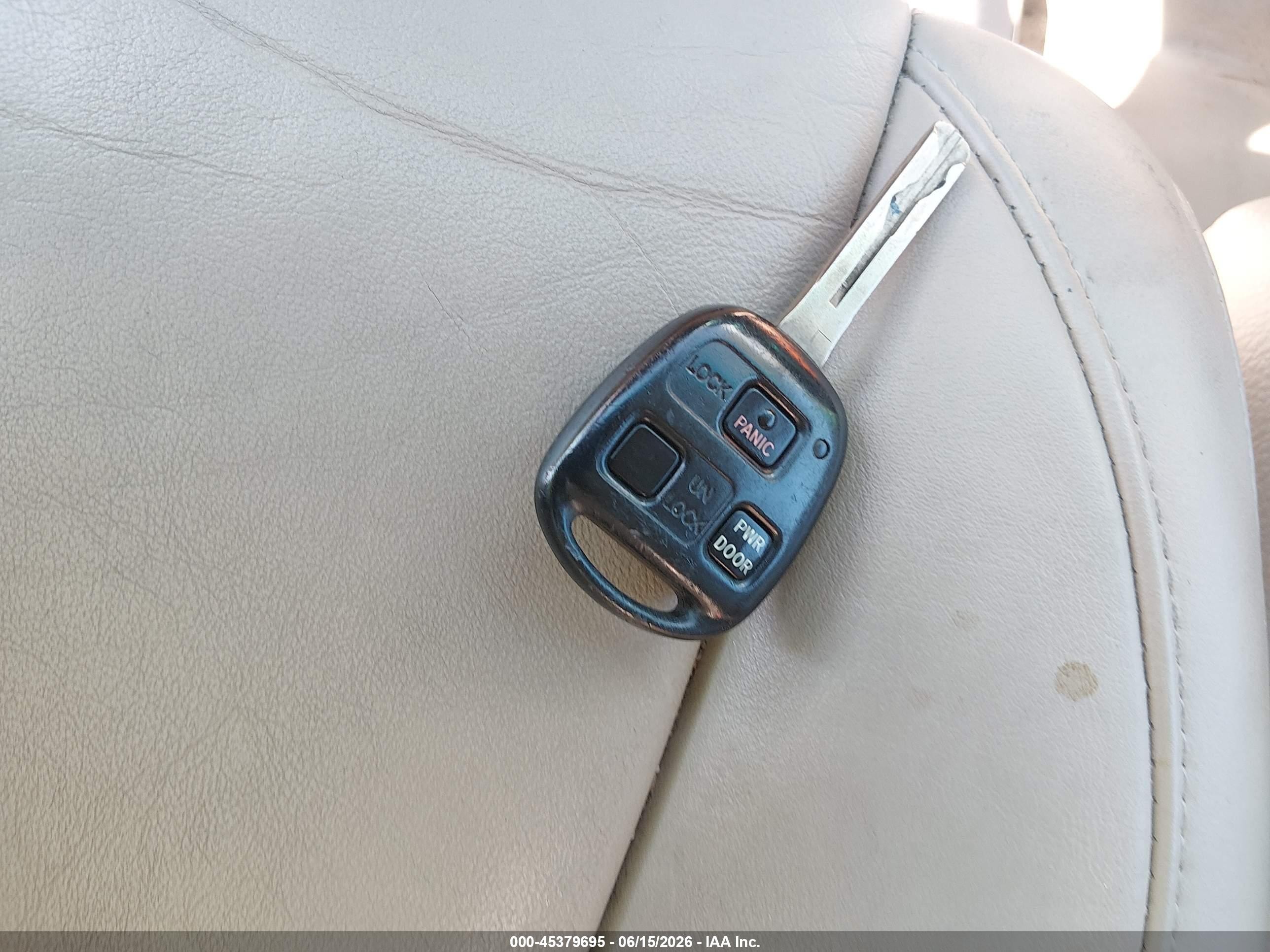 2006 Lexus Rx 330   Light Blue vin: 2T2HA31U06C098637