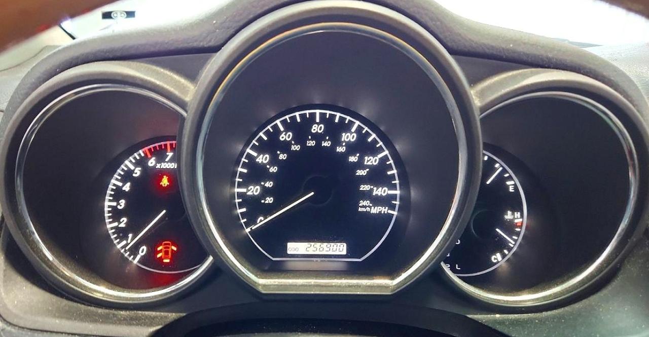 2005 Lexus Rx 330 Серебряный vin: 2T2HA31U35C082995