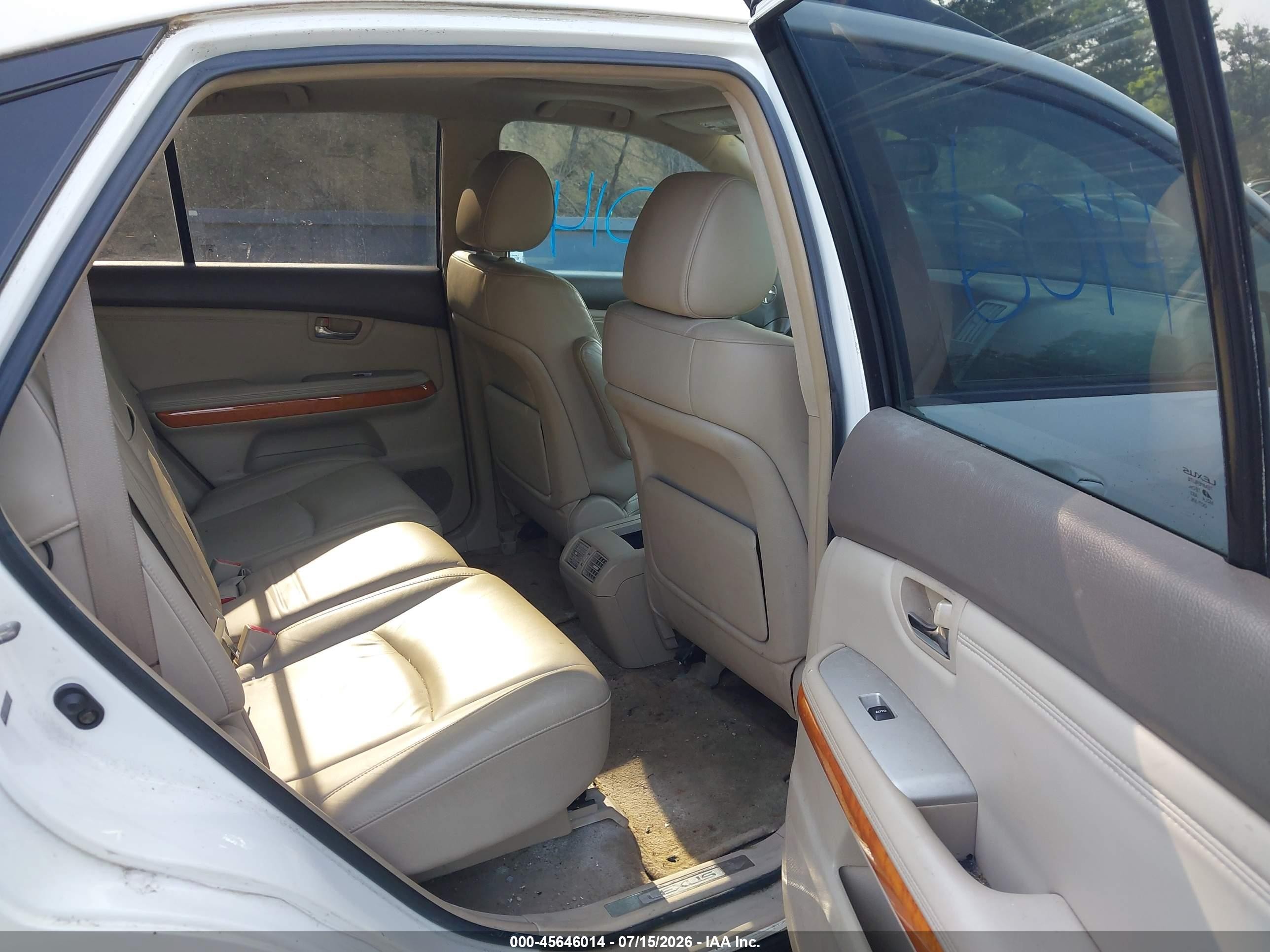 2004 Lexus Rx 330   White vin: 2T2HA31U44C010511