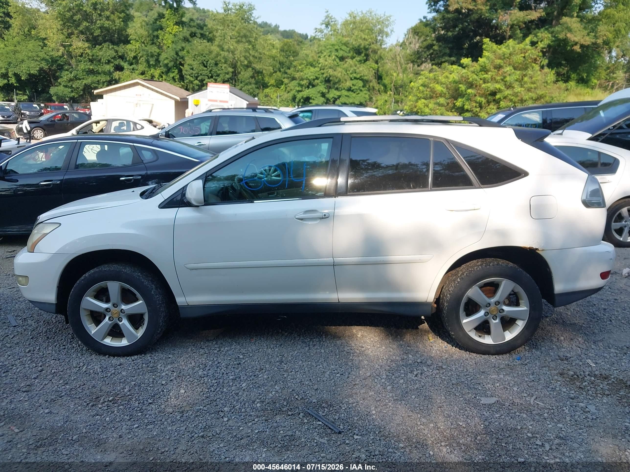 2004 Lexus Rx 330   White vin: 2T2HA31U44C010511
