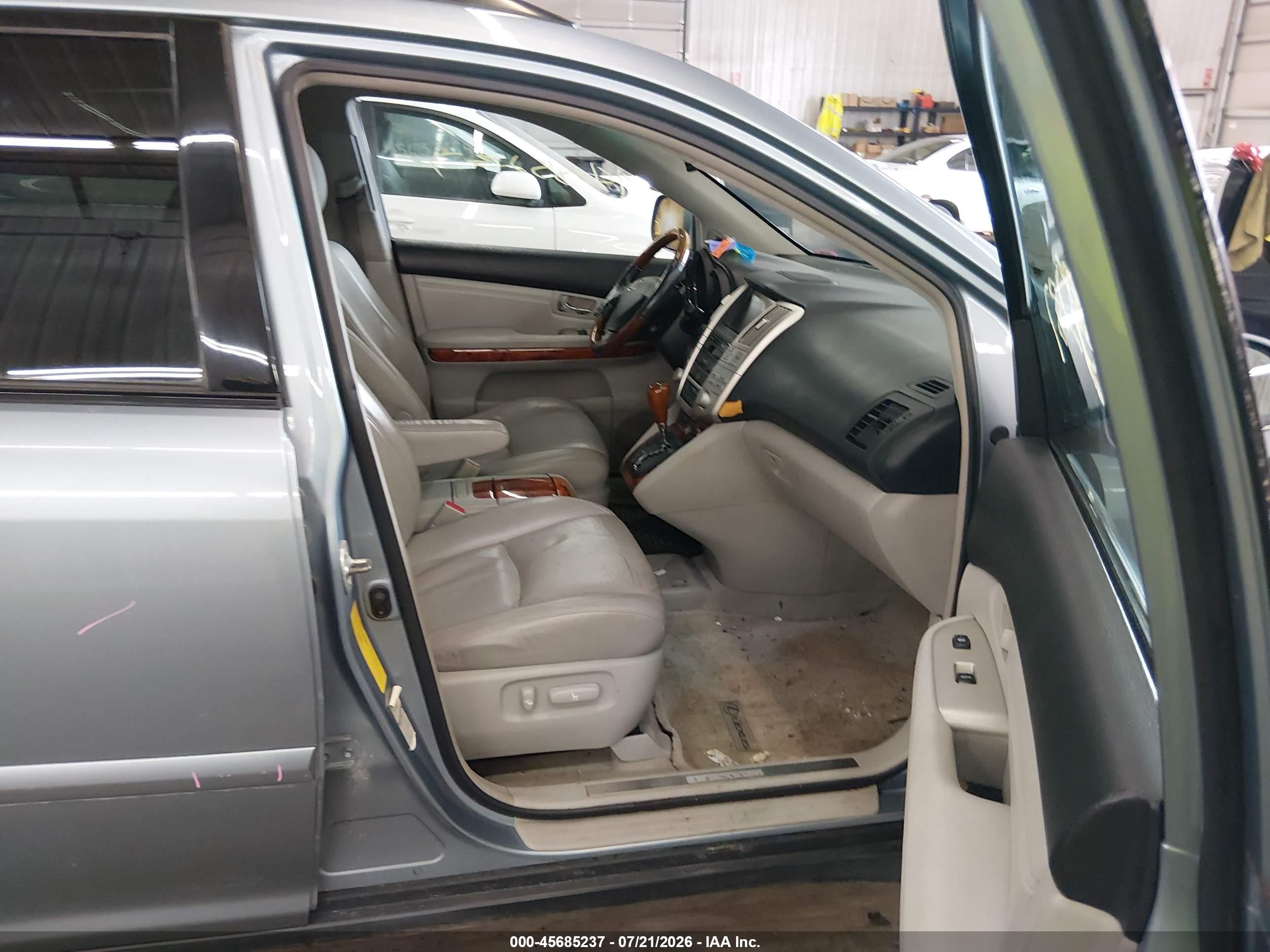 2004 Lexus Rx 330   Light Blue vin: 2T2HA31U44C011657