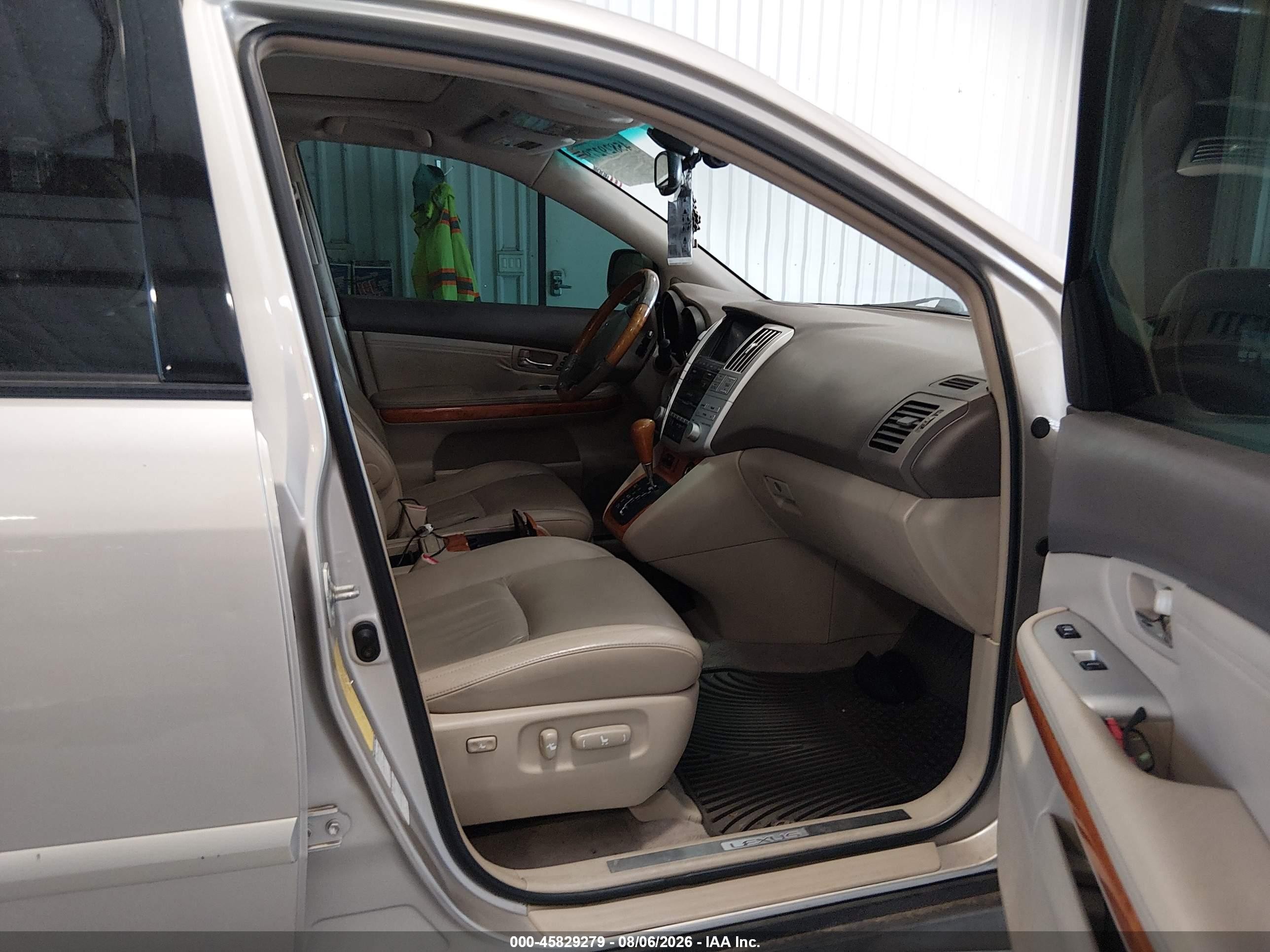 2006 Lexus Rx 330   Beige vin: 2T2HA31U46C091531