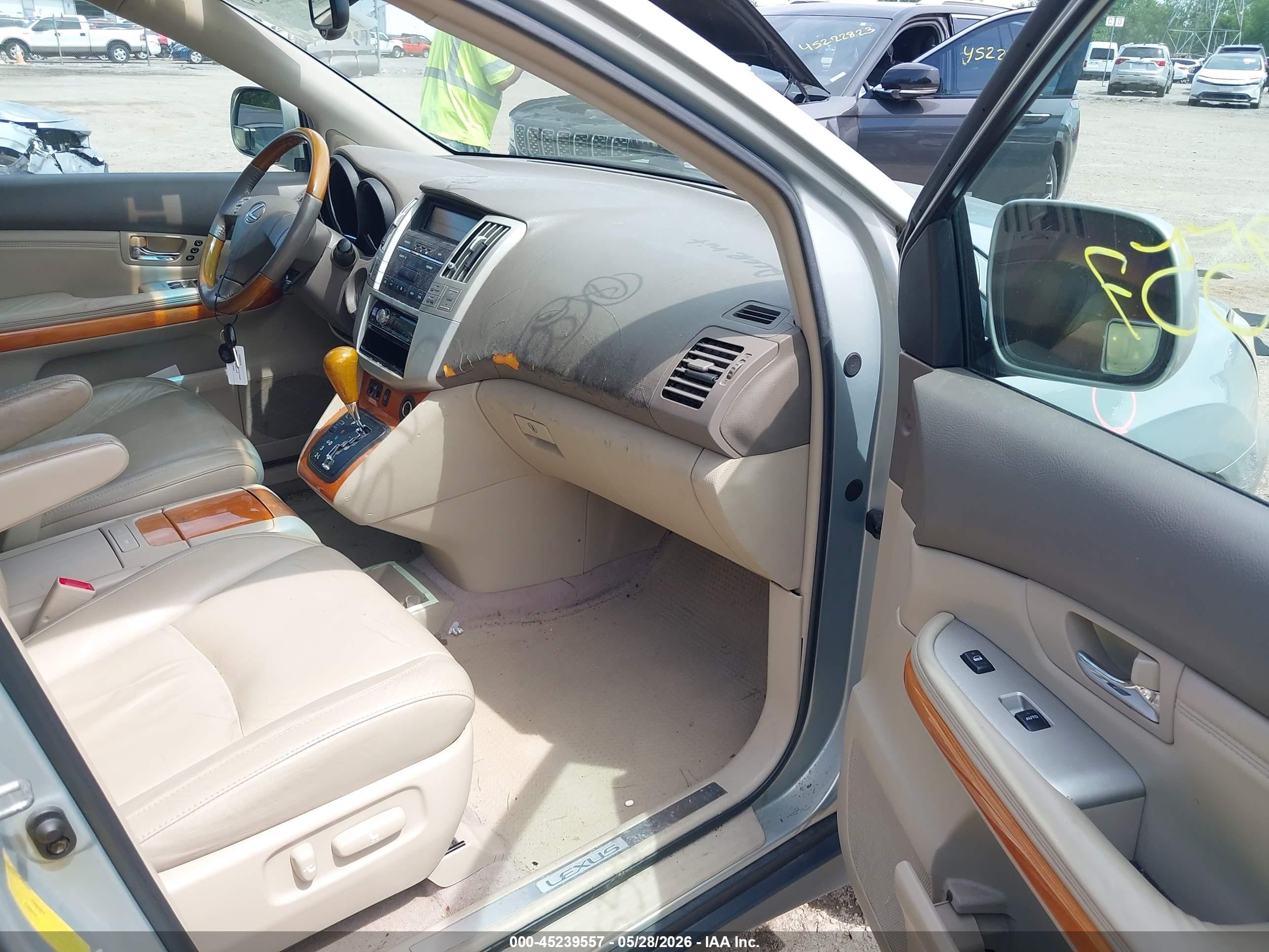 2004 Lexus Rx 330   Champagne vin: 2T2HA31U64C036141