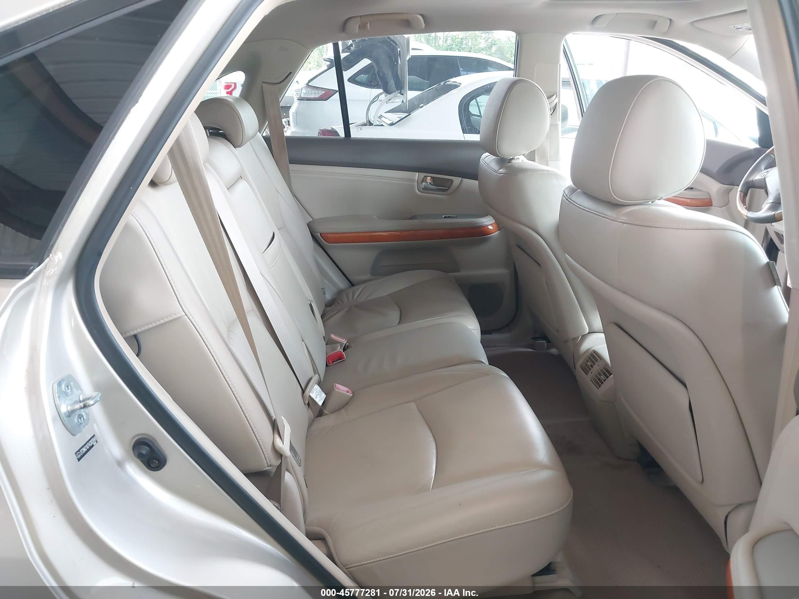 2004 Lexus Rx 330   Champagne vin: 2T2HA31U74C003049
