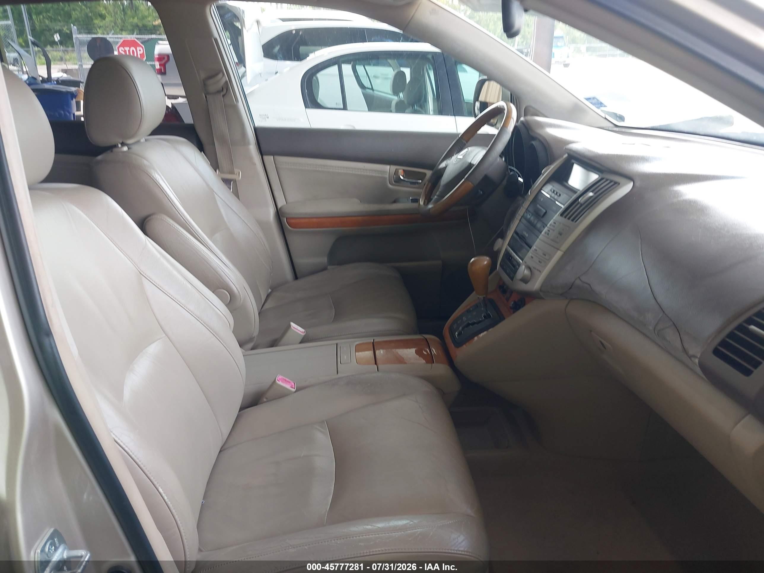 2004 Lexus Rx 330   Champagne vin: 2T2HA31U74C003049
