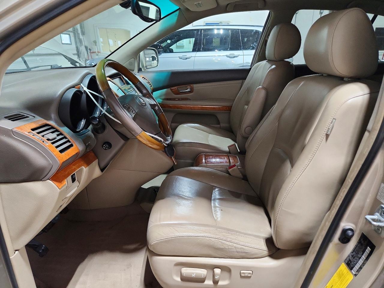 2005 Lexus Rx 330 Золотой vin: 2T2HA31U75C056237