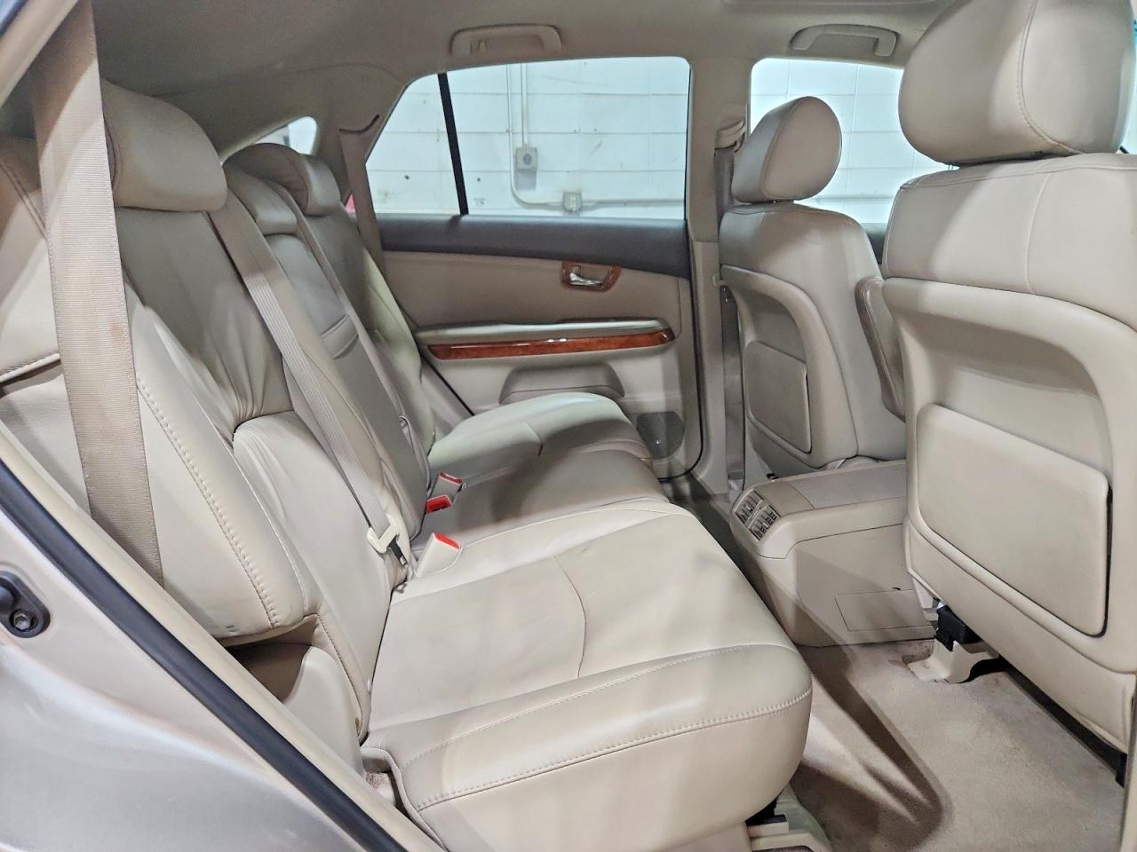2005 Lexus Rx 330 Золотой vin: 2T2HA31U75C056237