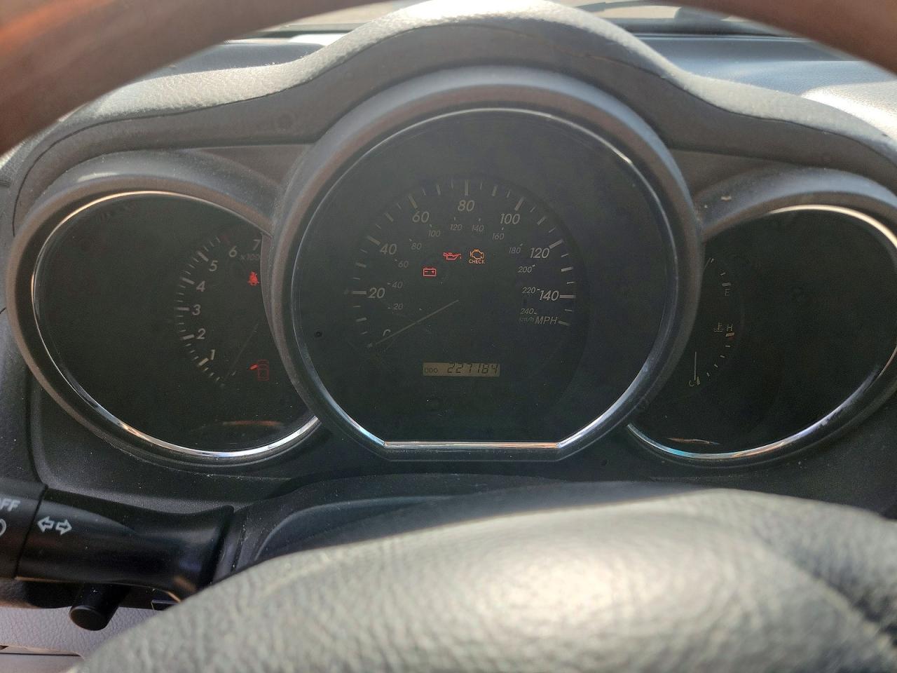 2004 Lexus Rx 330 Серебряный vin: 2T2HA31U84C019339