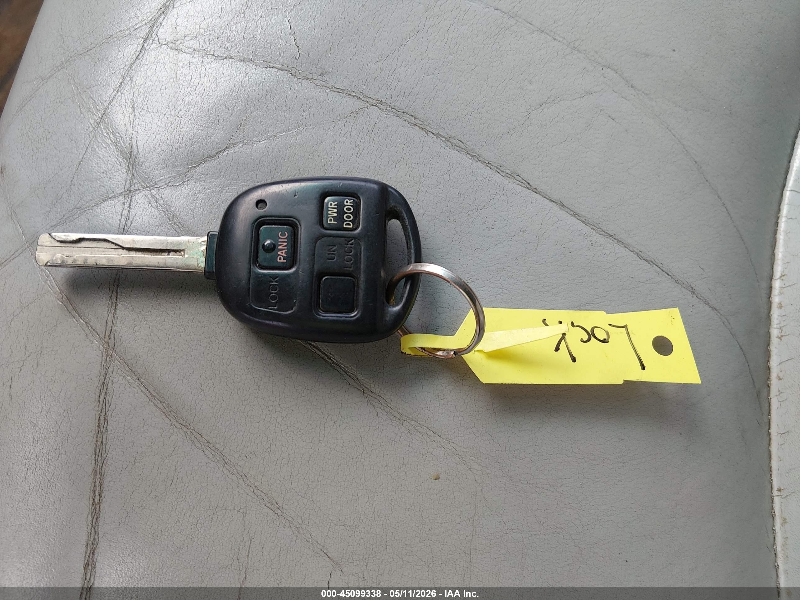 2004 Lexus Rx 330   White vin: 2T2HA31U84C027313