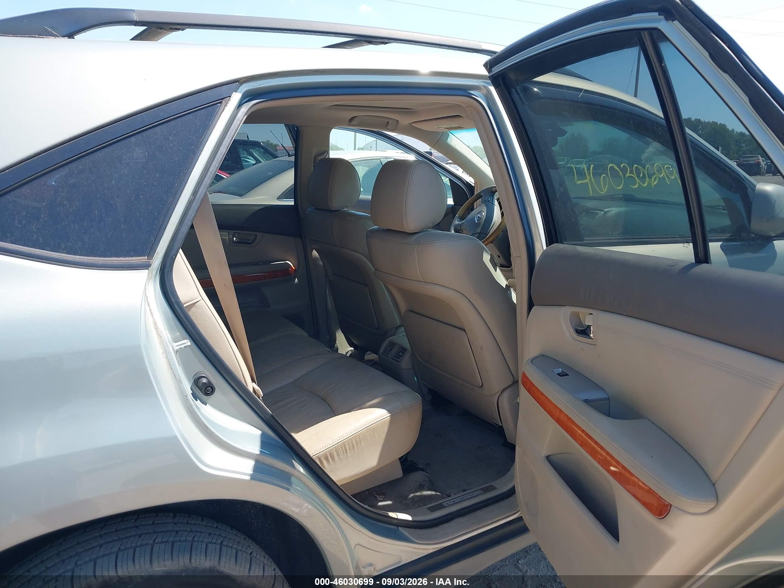 2005 Lexus Rx 330   Серебряный vin: 2T2HA31U85C085584
