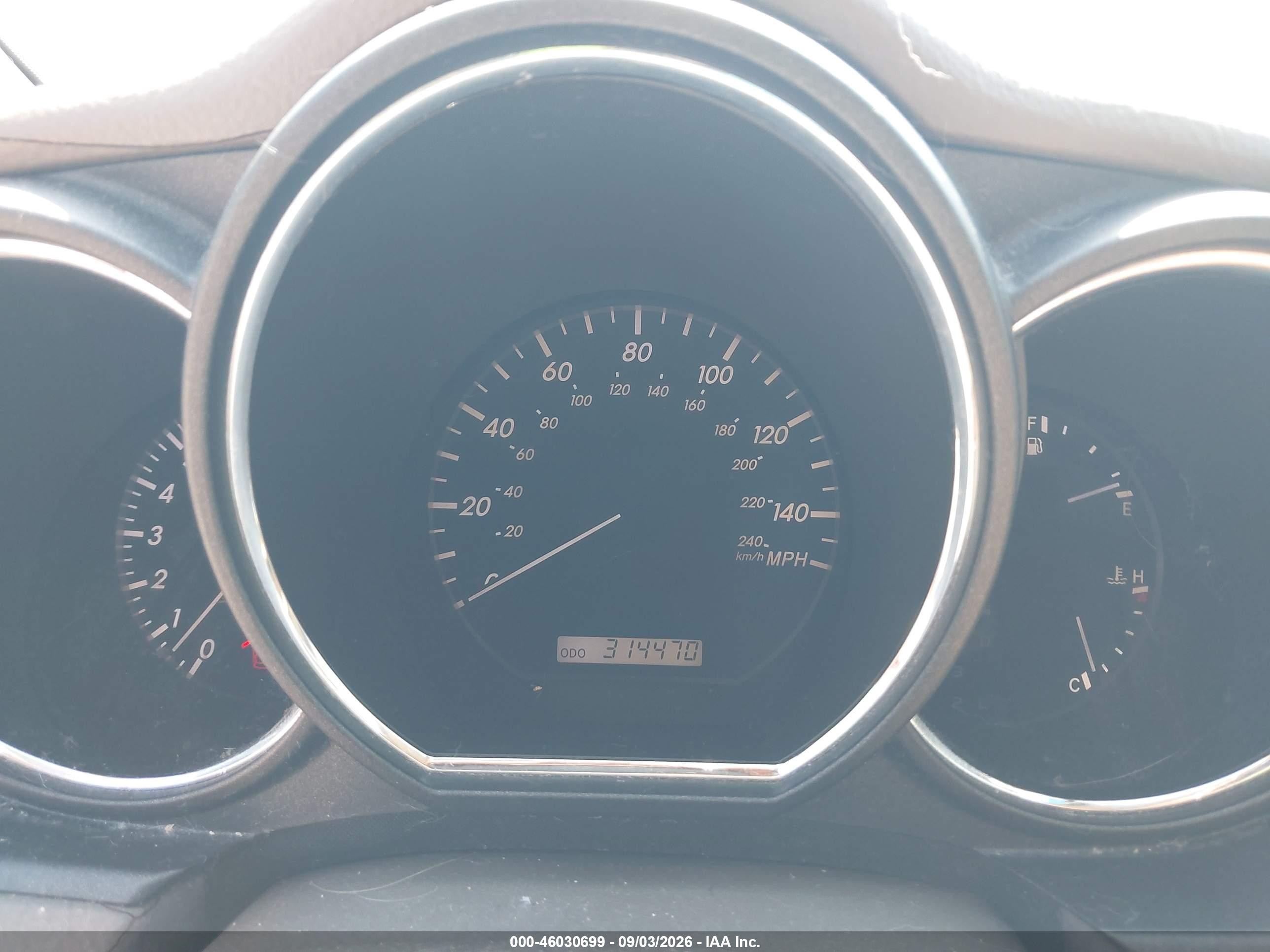 2005 Lexus Rx 330   Серебряный vin: 2T2HA31U85C085584