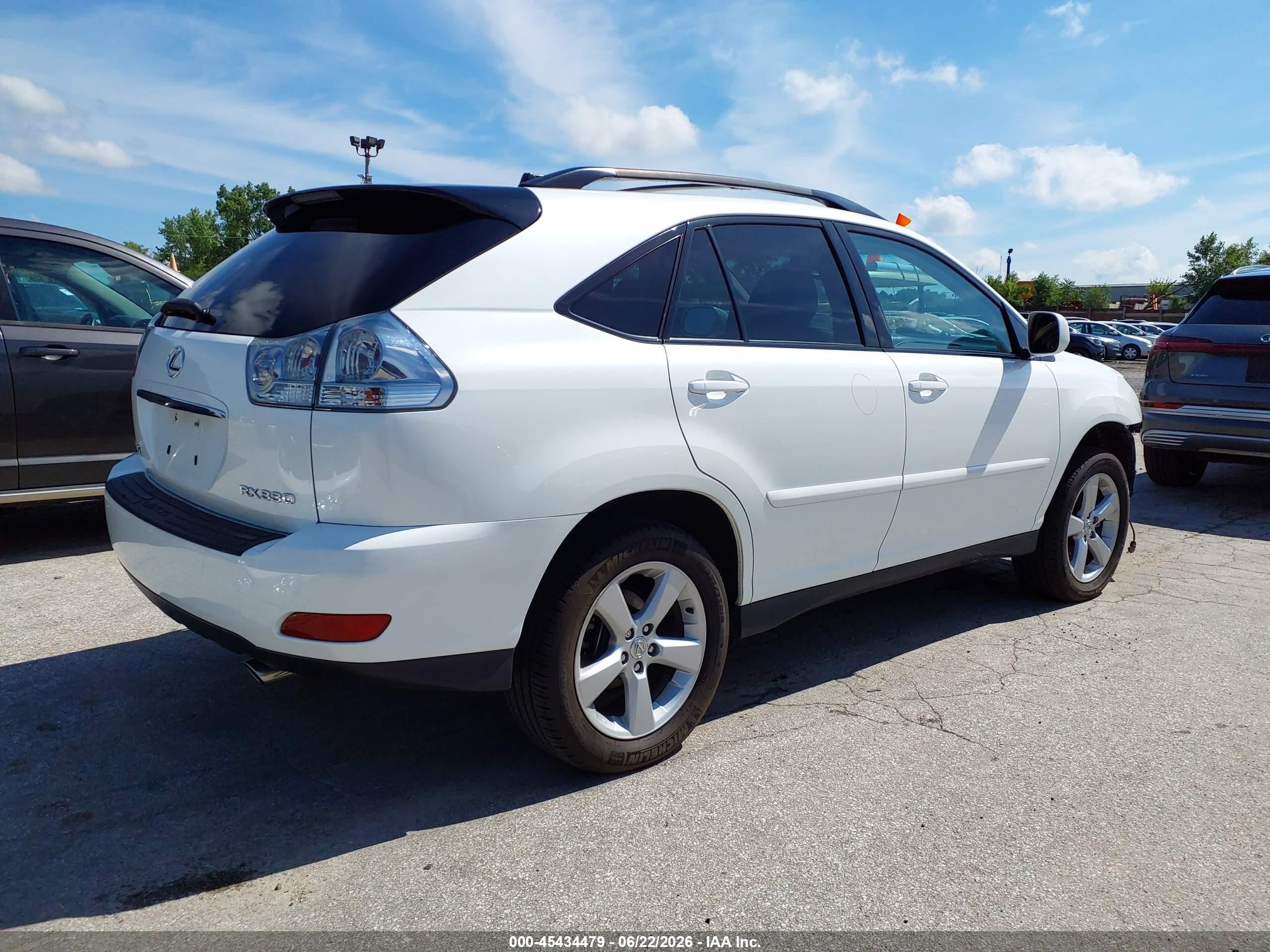 2004 Lexus Rx 330   White vin: 2T2HA31U94C015364