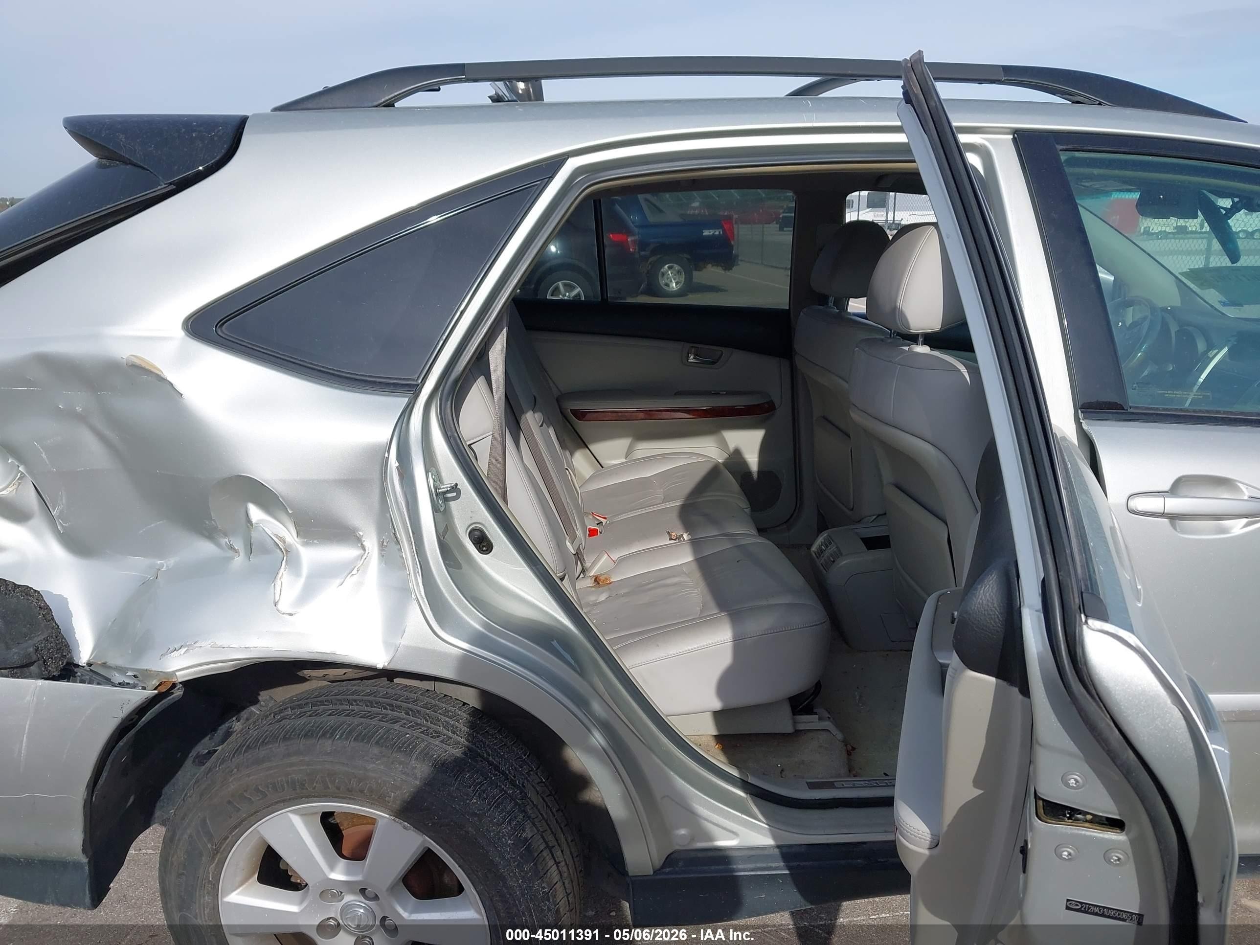 2005 Lexus Rx 330   Silver vin: 2T2HA31U95C065103
