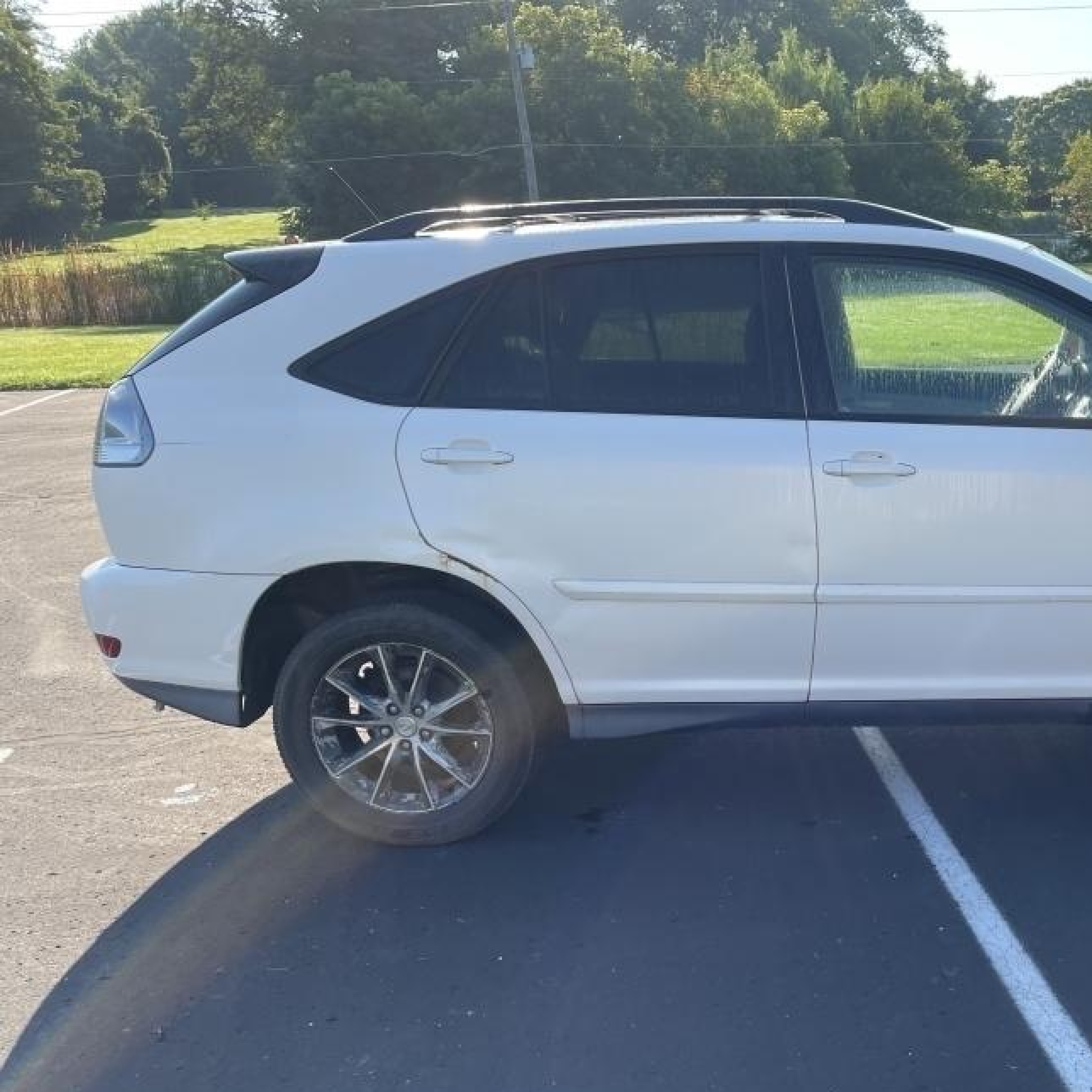 2005 Lexus Rx 330   White vin: 2T2HA31U95C074397