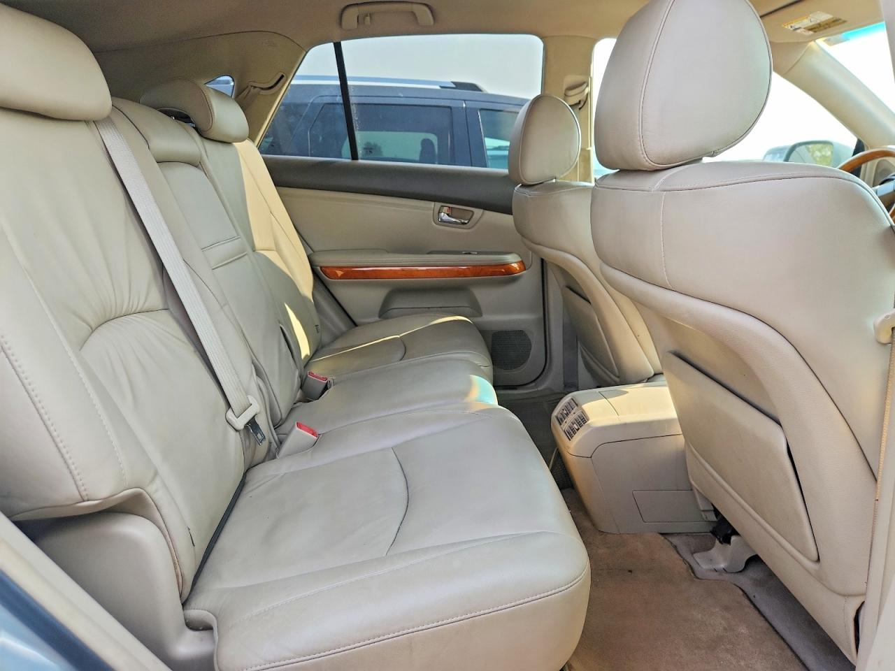2004 Lexus Rx 330 Silver vin: 2T2HA31UX4C037180