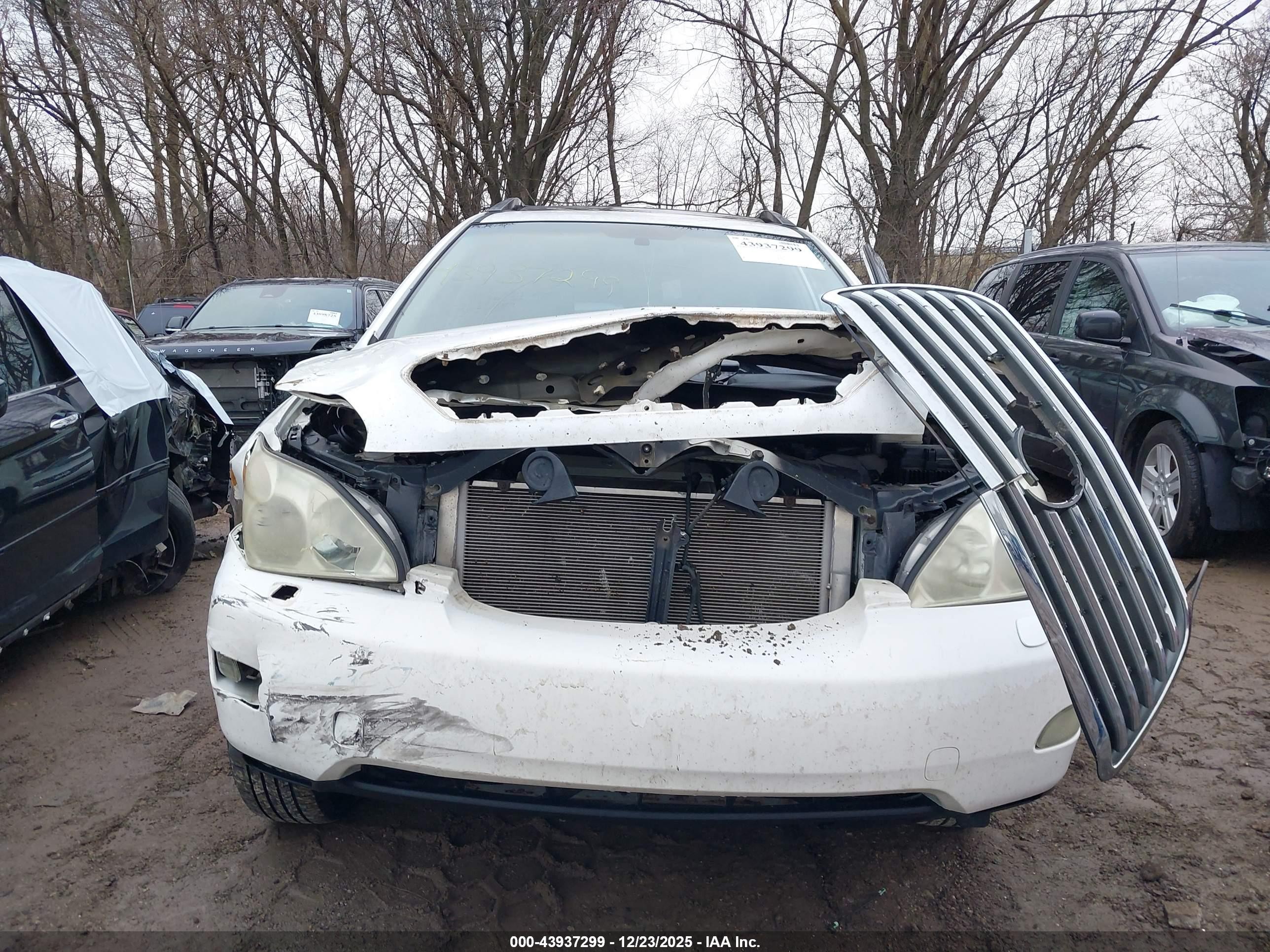 2005 Lexus Rx 330   White vin: 2T2HA31UX5C062355