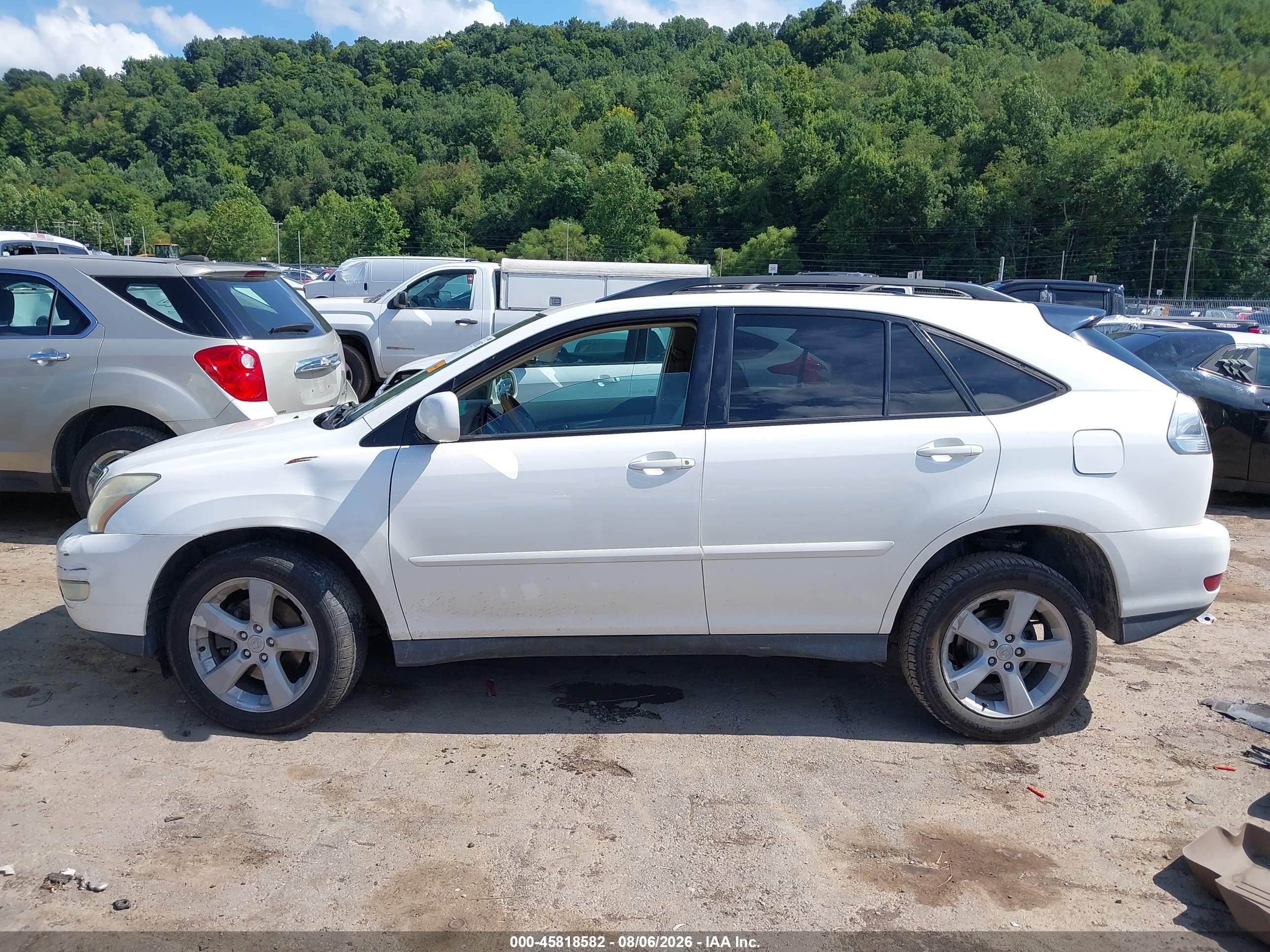 2006 Lexus Rx 330   White vin: 2T2HA31UX6C105643
