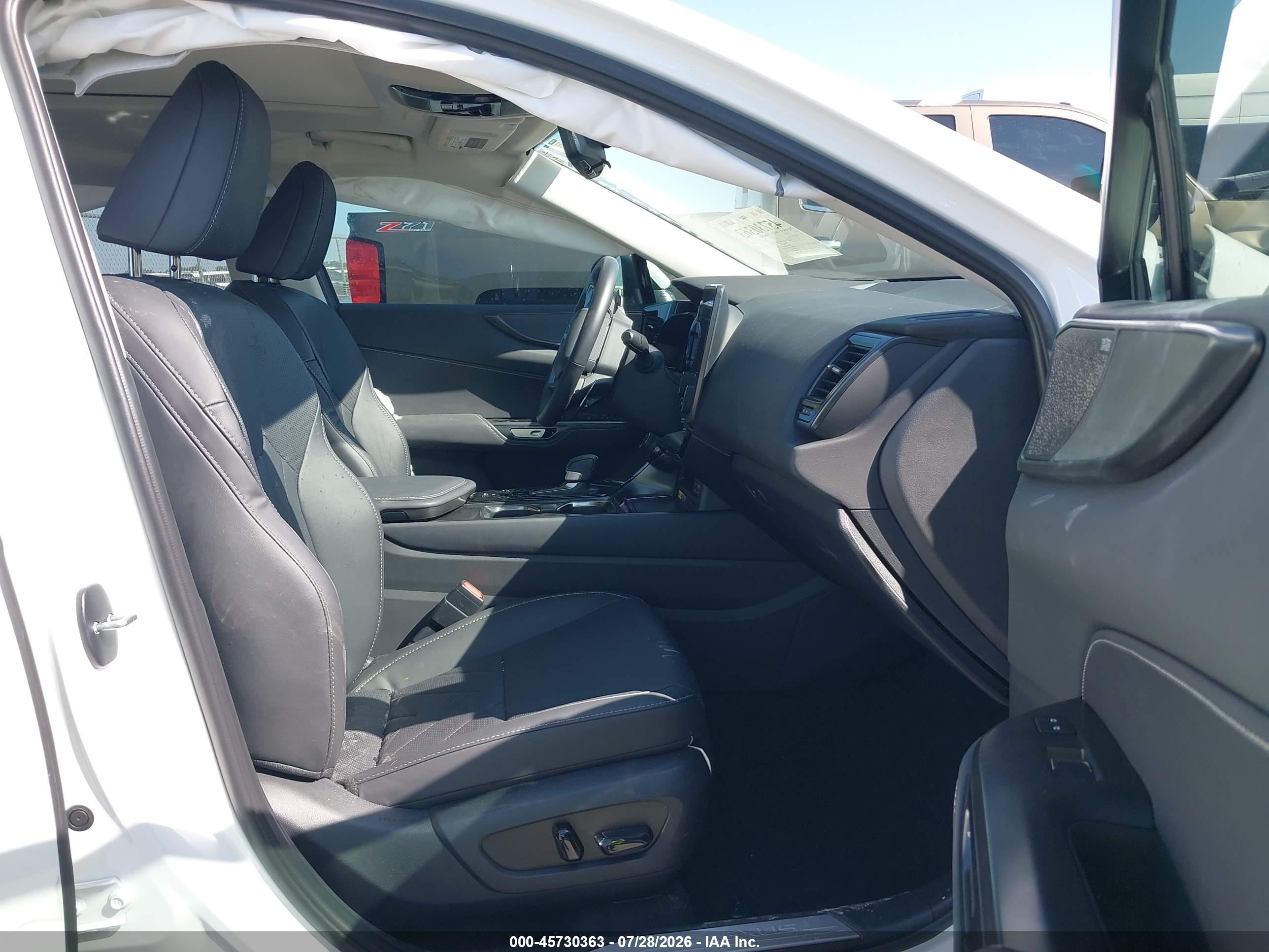 2026 Lexus Nx 350 Luxury White vin: 2T2HGCEZXTC102029