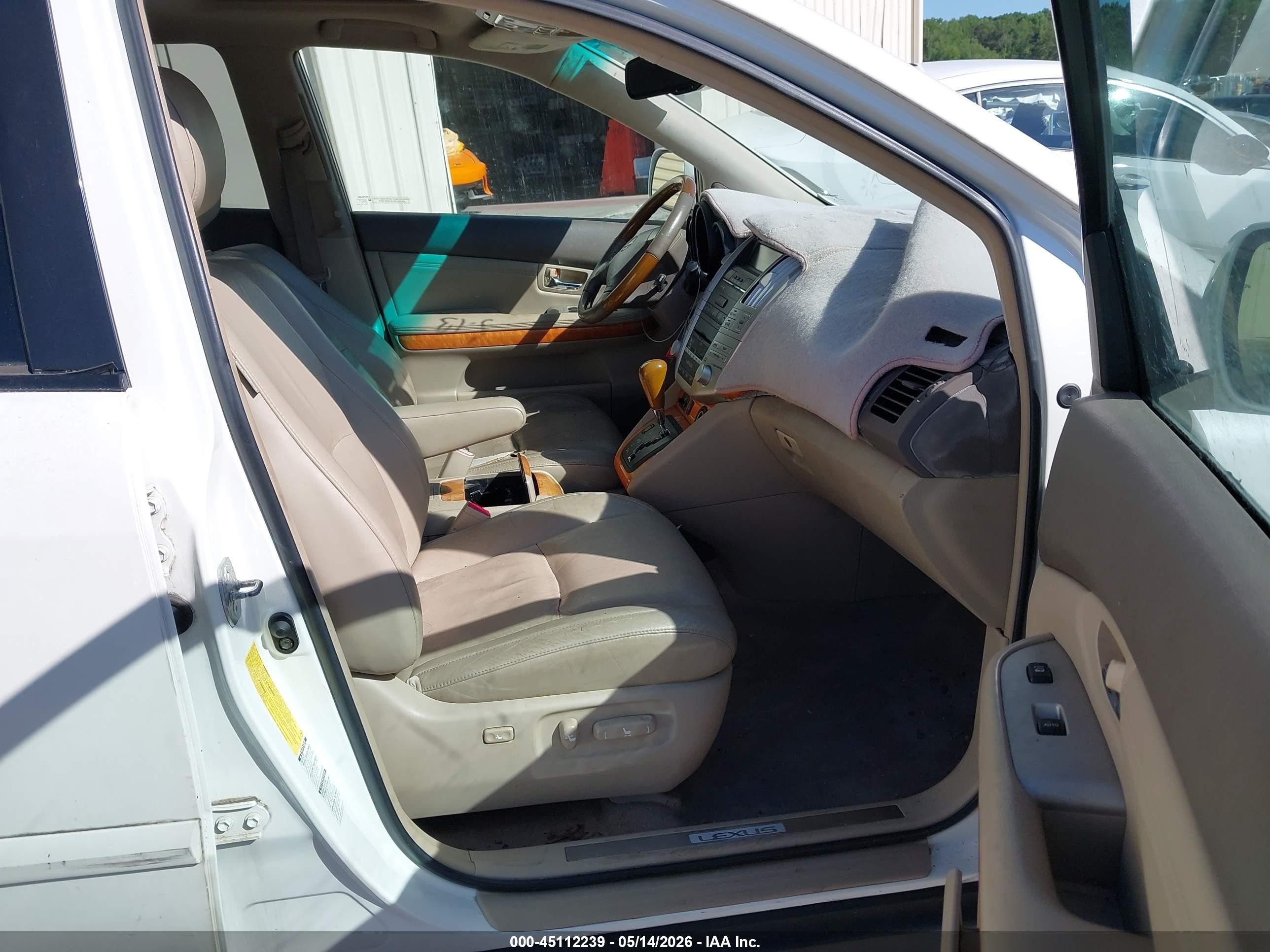 2007 Lexus Rx 350   White vin: 2T2HK31U07C028960