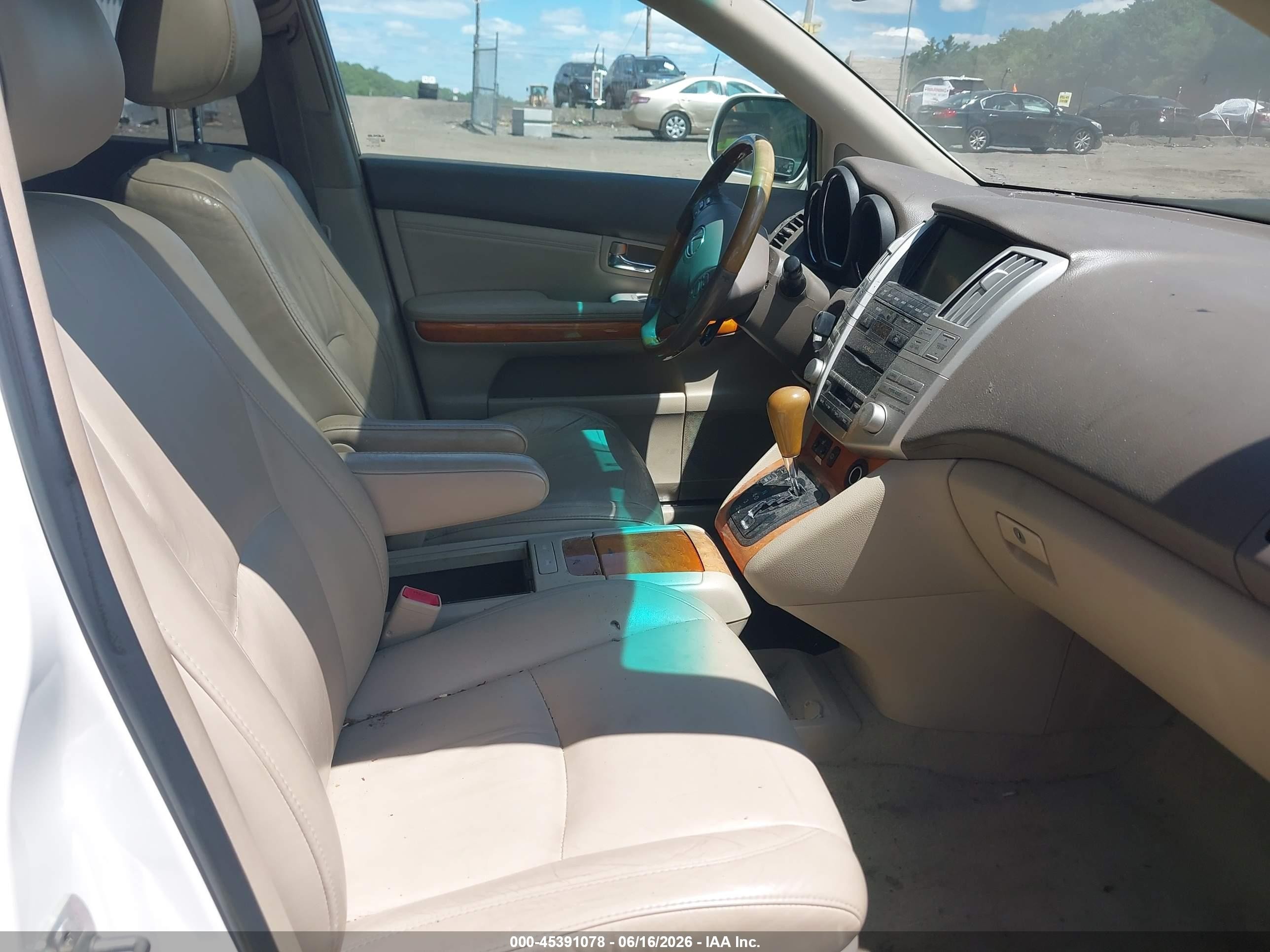 2008 Lexus Rx 350   White vin: 2T2HK31U18C094628