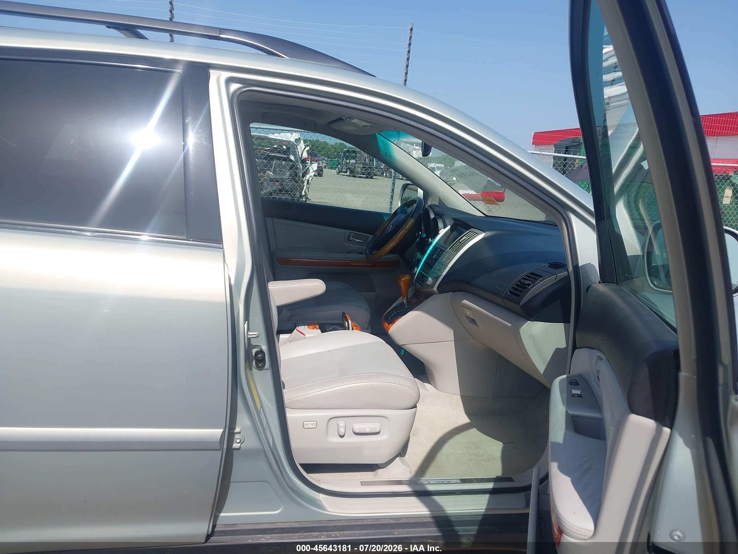 2007 Lexus Rx 350   Silver vin: 2T2HK31U27C018429