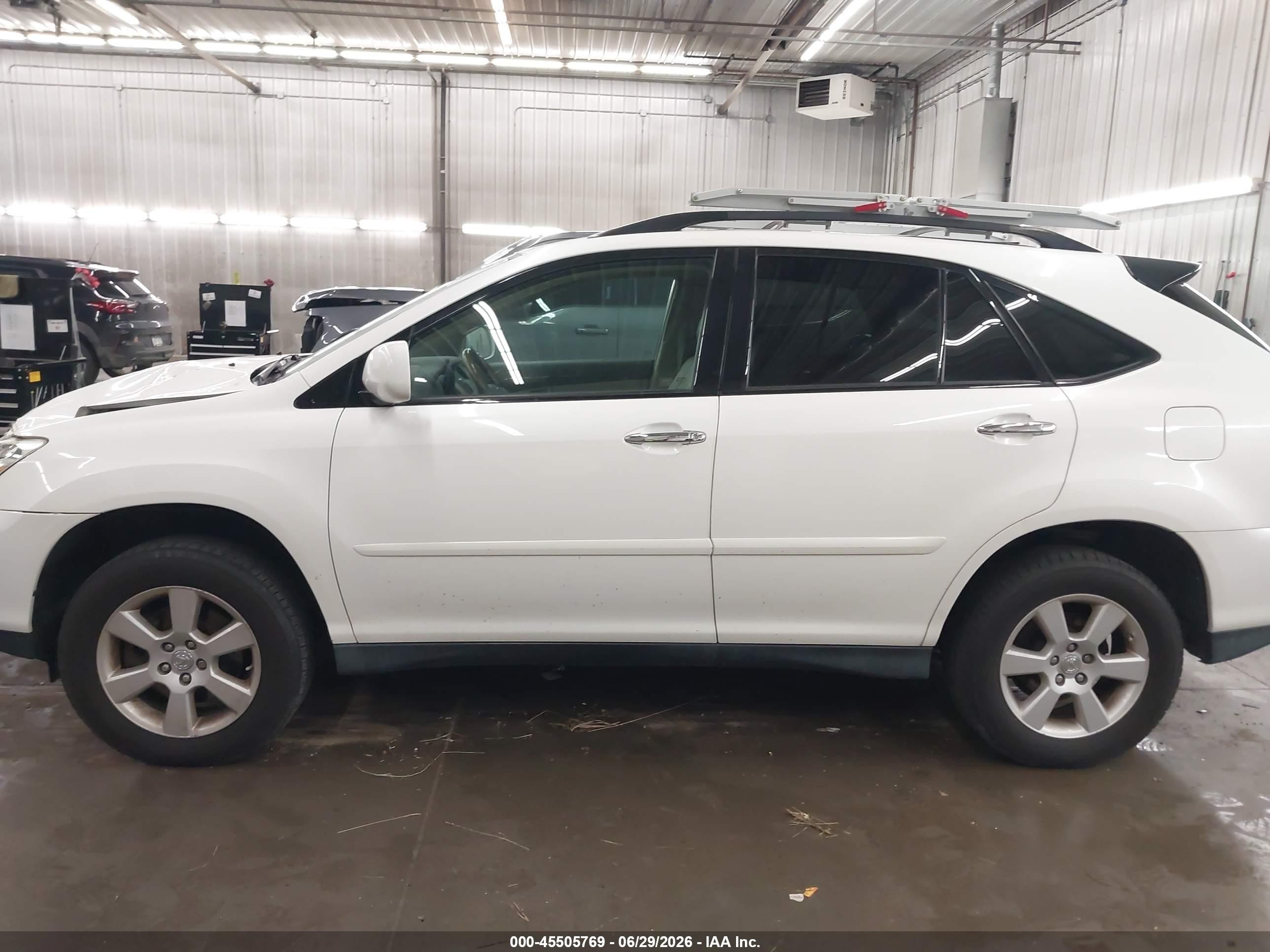 2009 Lexus Rx 350   White vin: 2T2HK31U59C104028