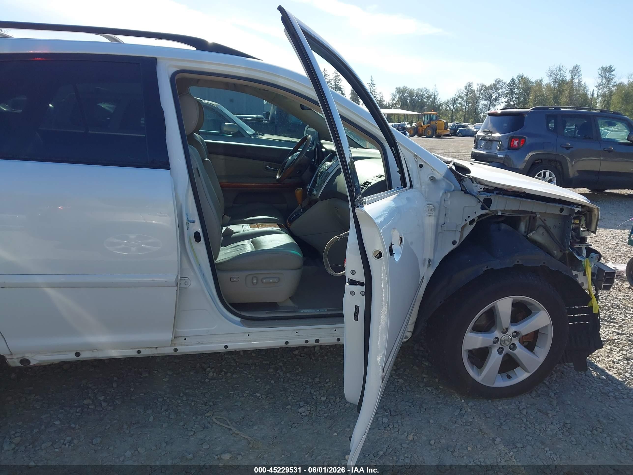 2007 Lexus Rx 350   White vin: 2T2HK31U67C021723