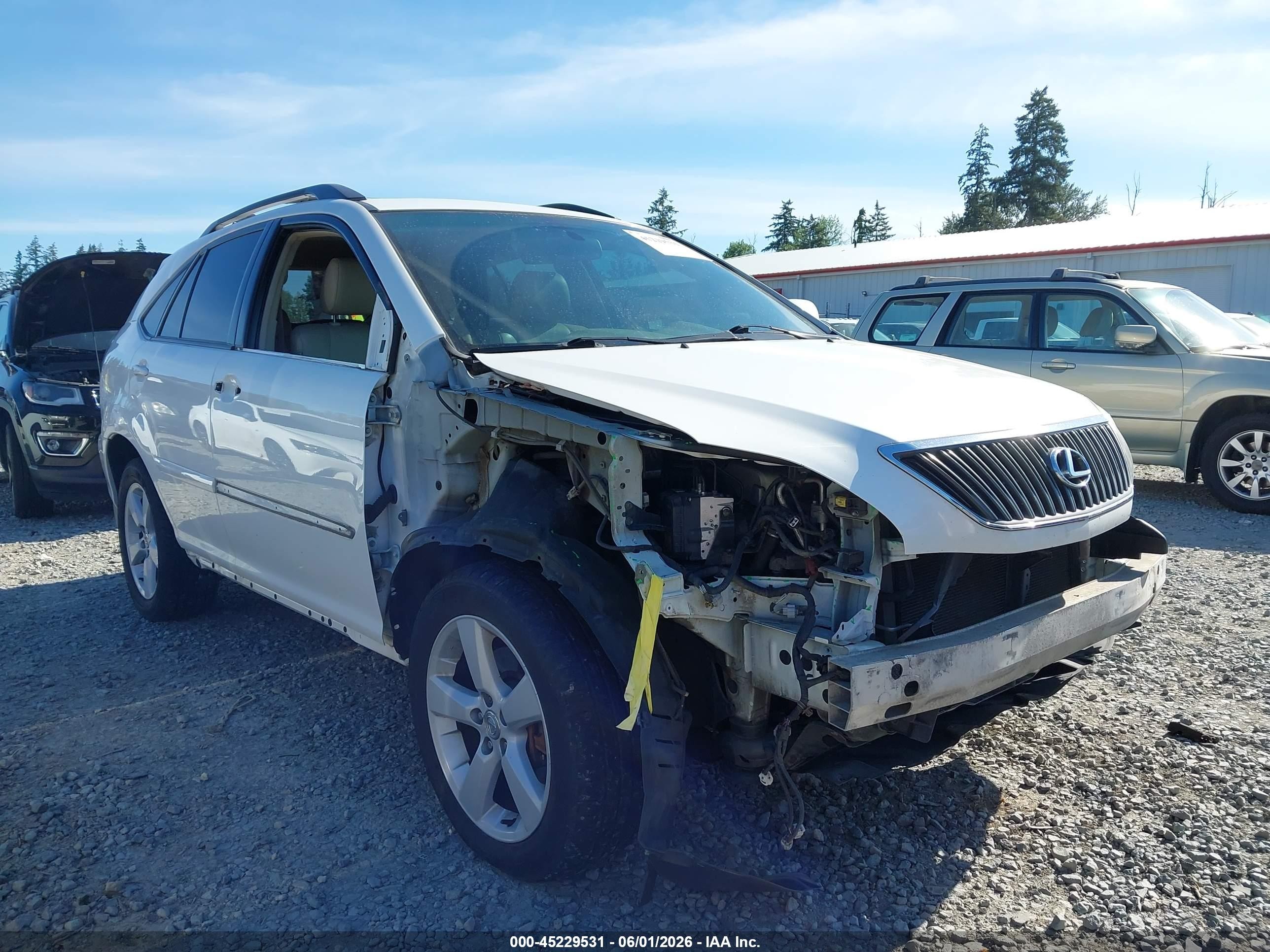 2007 Lexus Rx 350   White vin: 2T2HK31U67C021723