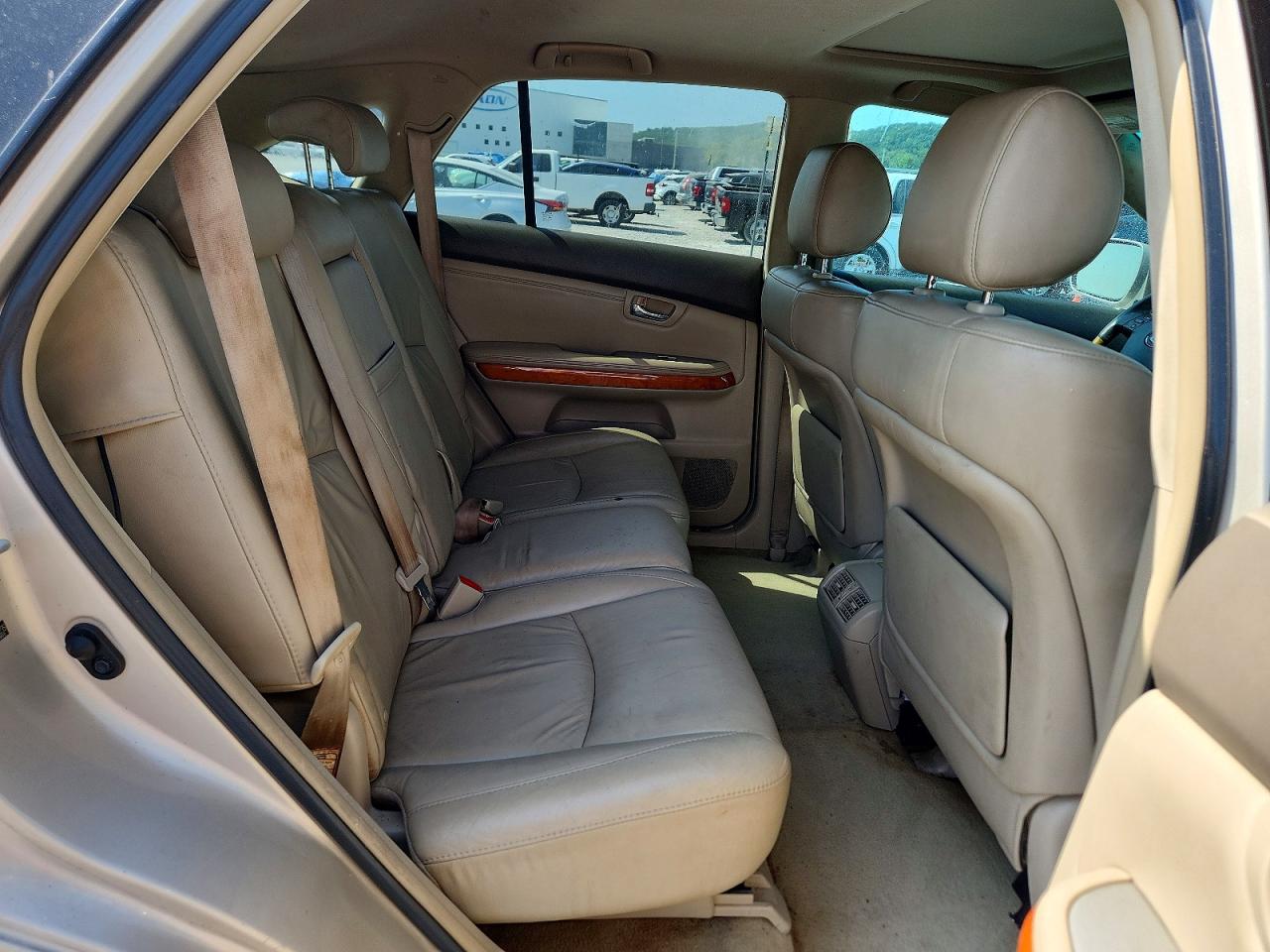 2008 Lexus Rx 350 Gold vin: 2T2HK31U68C079235