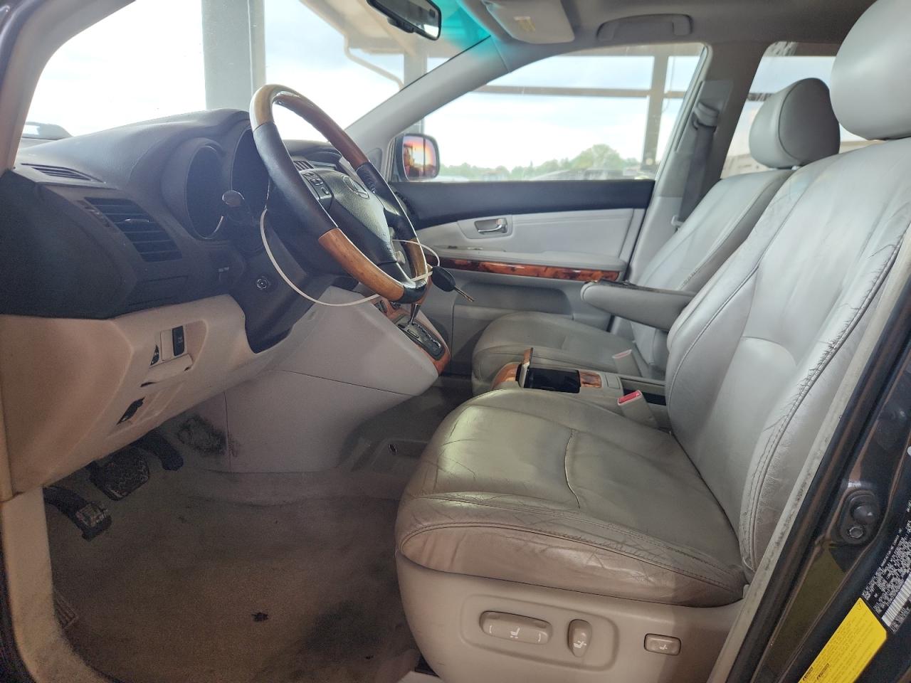 2008 Lexus Rx 350 Gray vin: 2T2HK31U78C068907 Damage: Left Front Seat, Worn, Acceptable