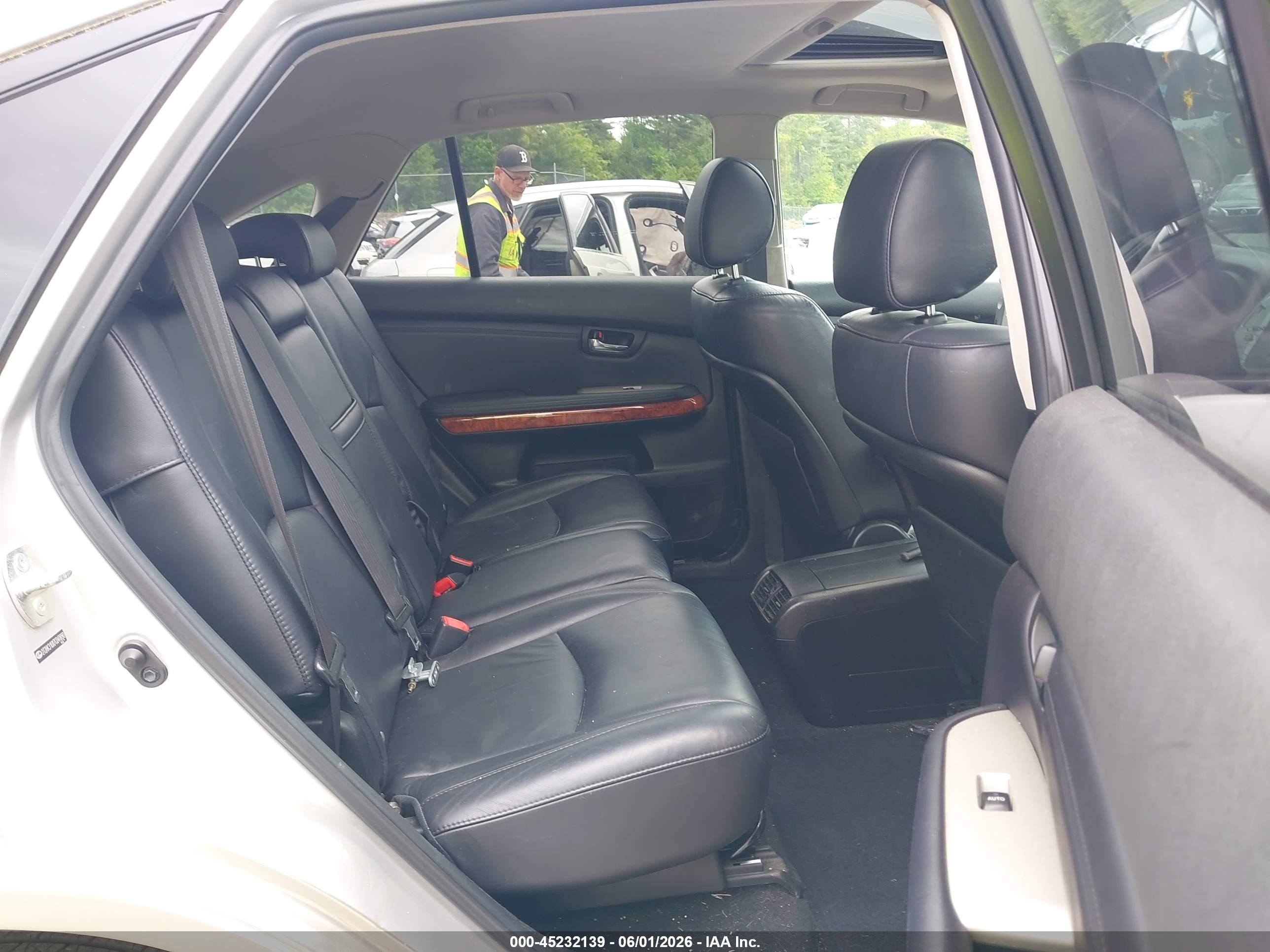 2007 Lexus Rx 350   Silver vin: 2T2HK31UX7C040890