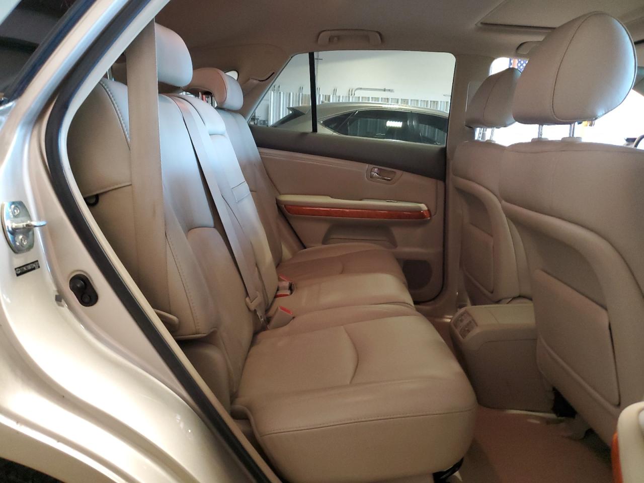 2007 Lexus Rx 350 Beige vin: 2T2HK31UX7C046303