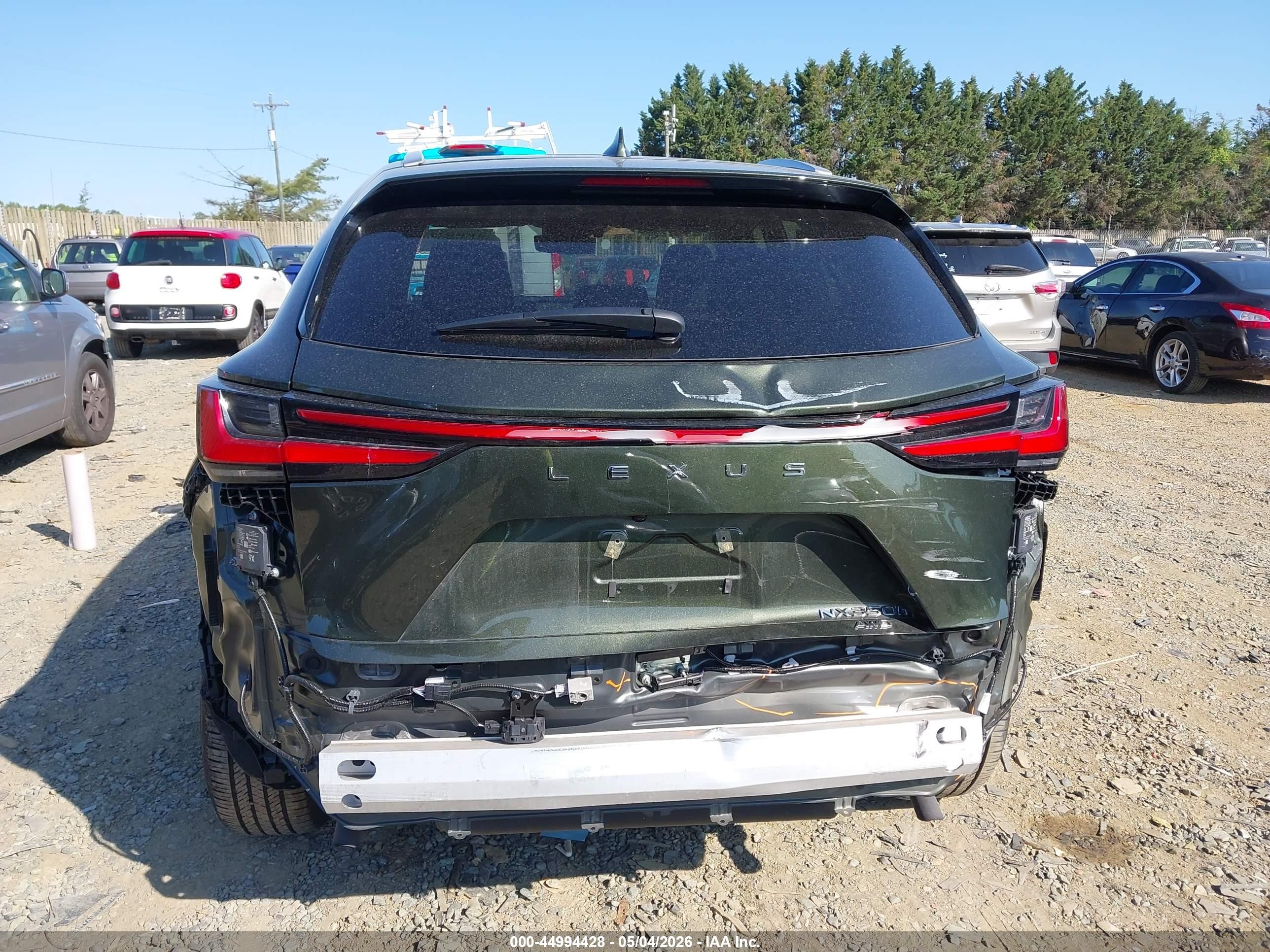 2025 Lexus Nx 350h Luxury Green vin: 2T2HKCEZ3SC039188