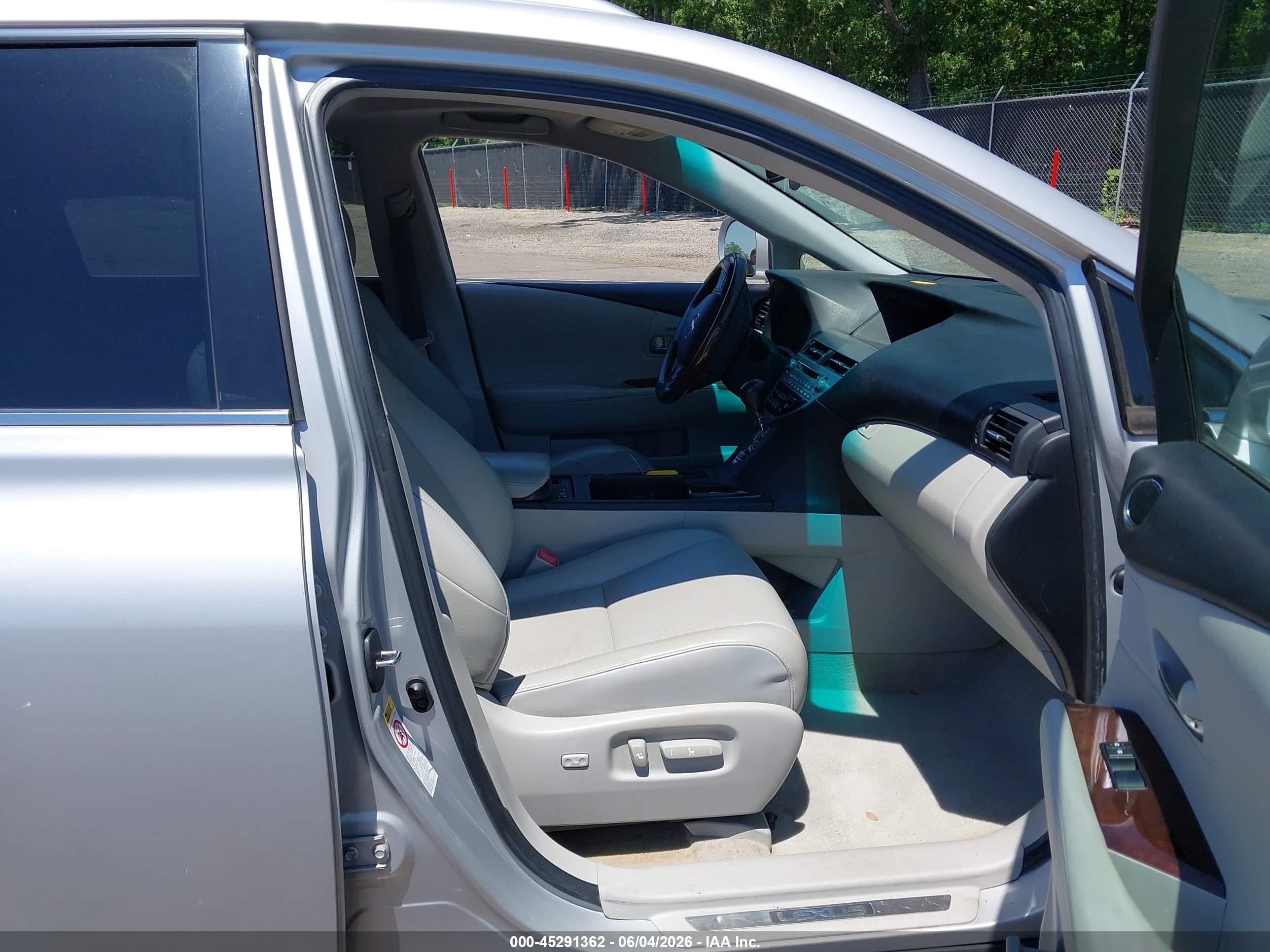 2010 Lexus Rx 350   Silver vin: 2T2ZK1BA0AC013704