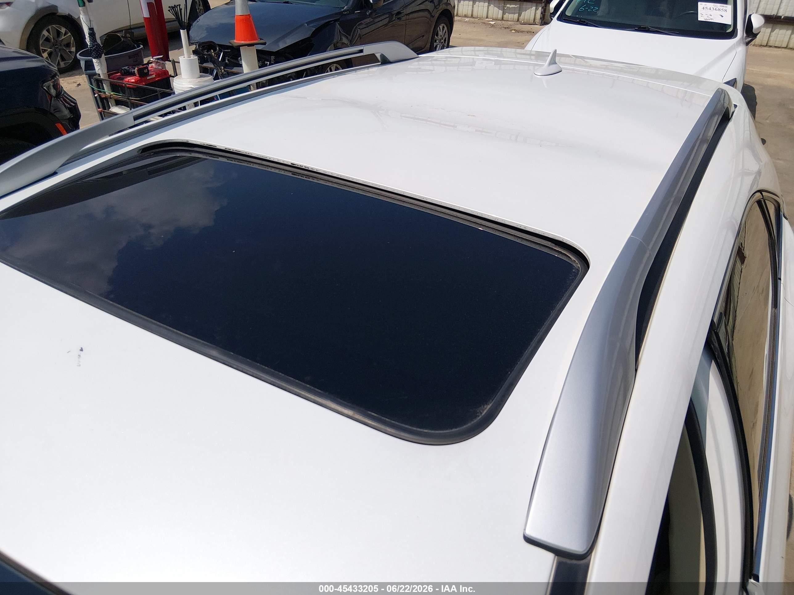 2010 Lexus Rx 350   White vin: 2T2ZK1BA0AC014917