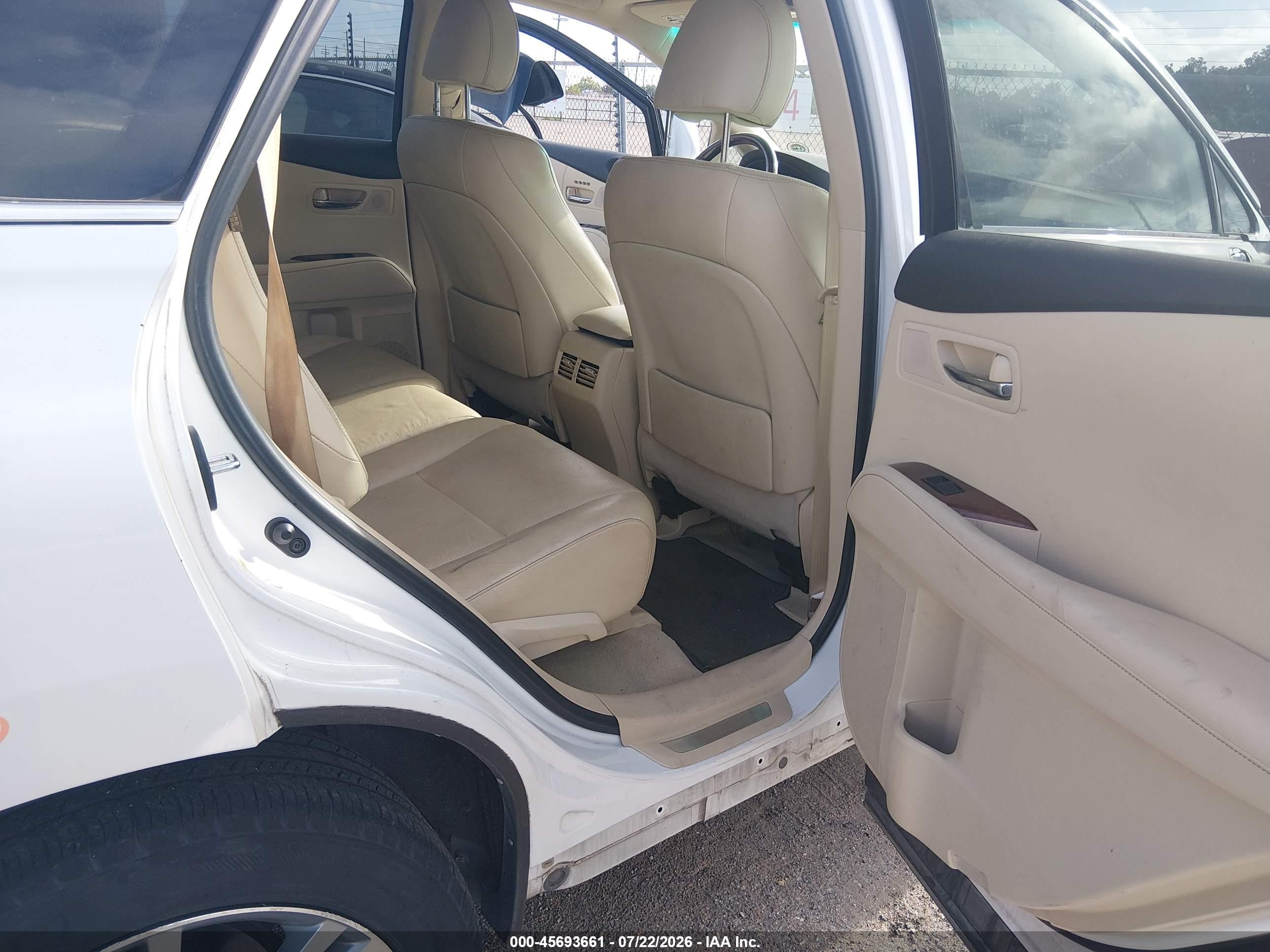 2015 Lexus Rx 350   White vin: 2T2ZK1BA1FC174053