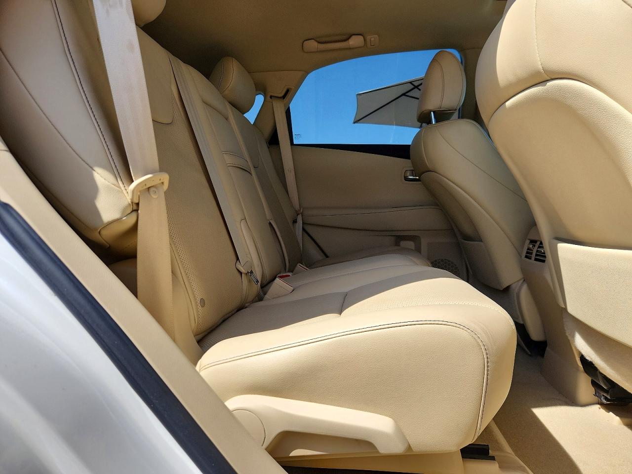 2015 Lexus Rx 350 Base Белый vin: 2T2ZK1BA2FC206377