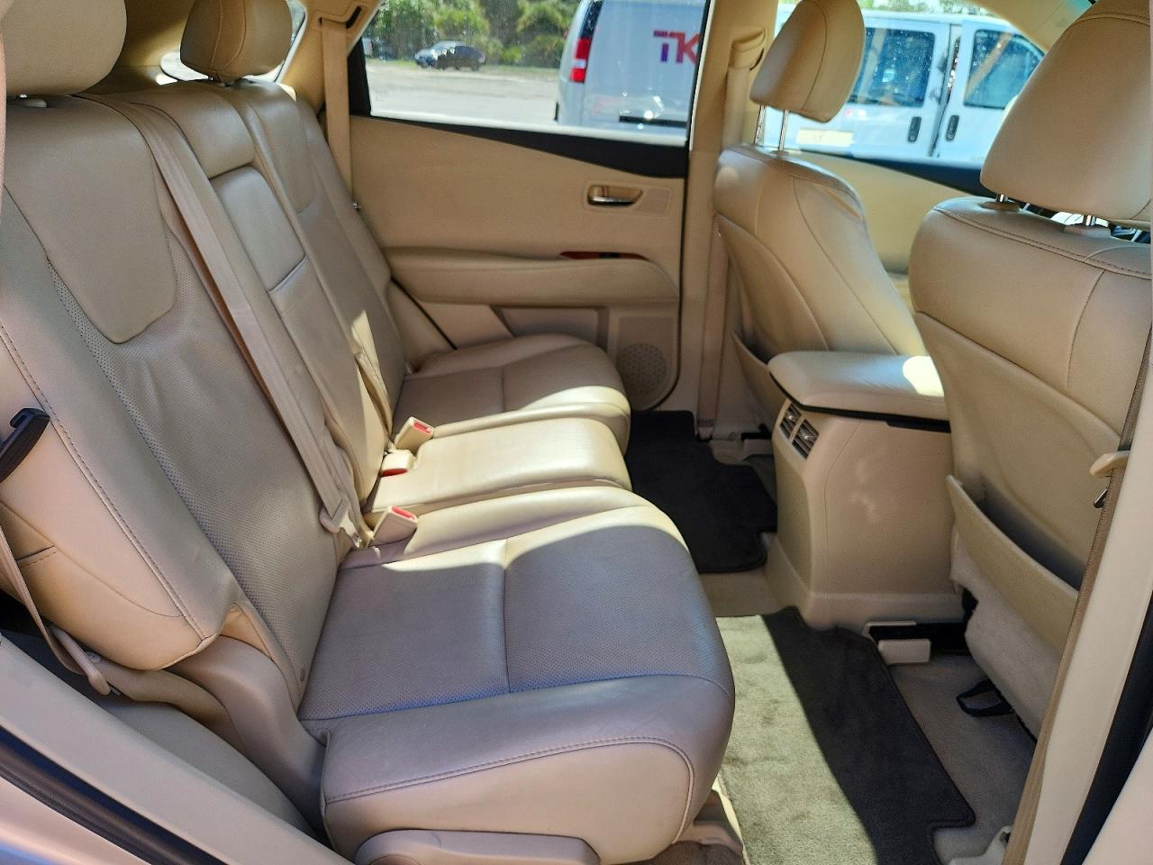 2011 Lexus Rx 350 Tan vin: 2T2ZK1BA3BC056421
