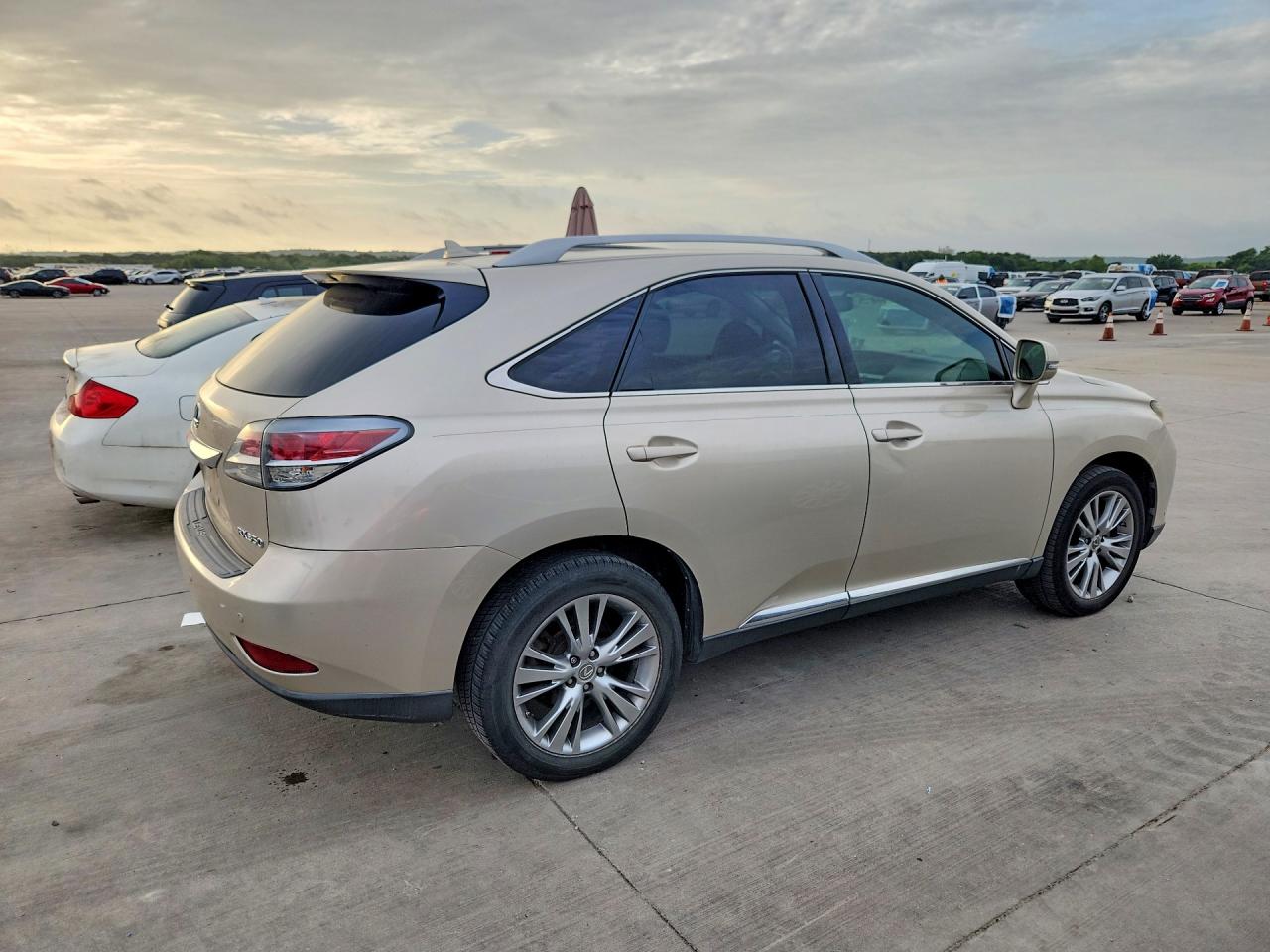 2013 Lexus Rx 350 Tan vin: 2T2ZK1BA6DC108191
