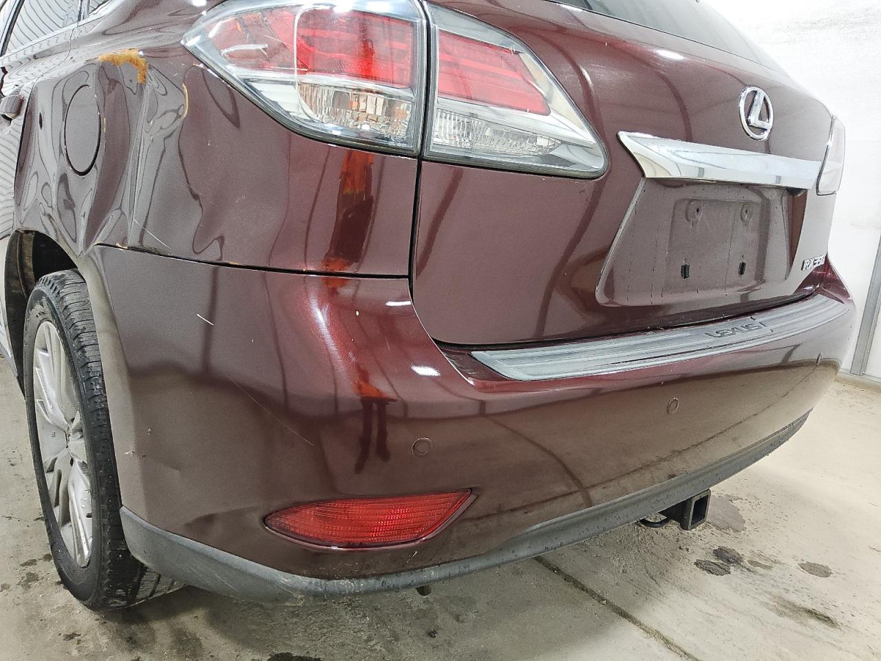 2014 Lexus Rx 350 Burgundy vin: 2T2ZK1BA6EC139376 Damage: Rear Bumper/Cover, Dent(S) W/ Paint Dmg, 4 To 5 Inches