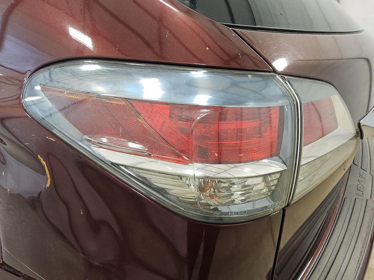 2014 Lexus Rx 350 Burgundy vin: 2T2ZK1BA6EC139376 Damage: Left Tail Light, Heavy Scratch, Replacement Required