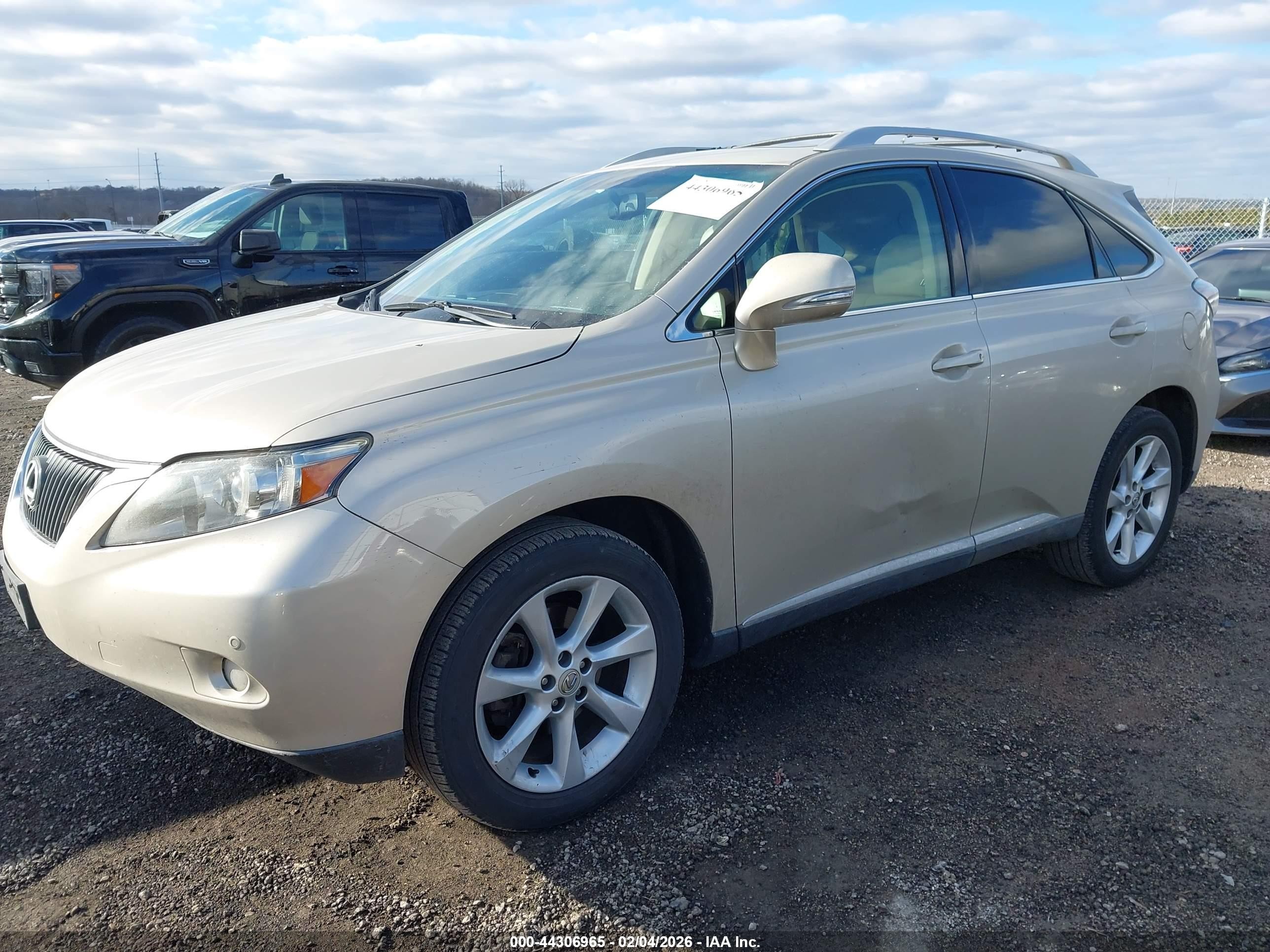 2011 Lexus Rx 350   Gold vin: 2T2ZK1BA8BC042708