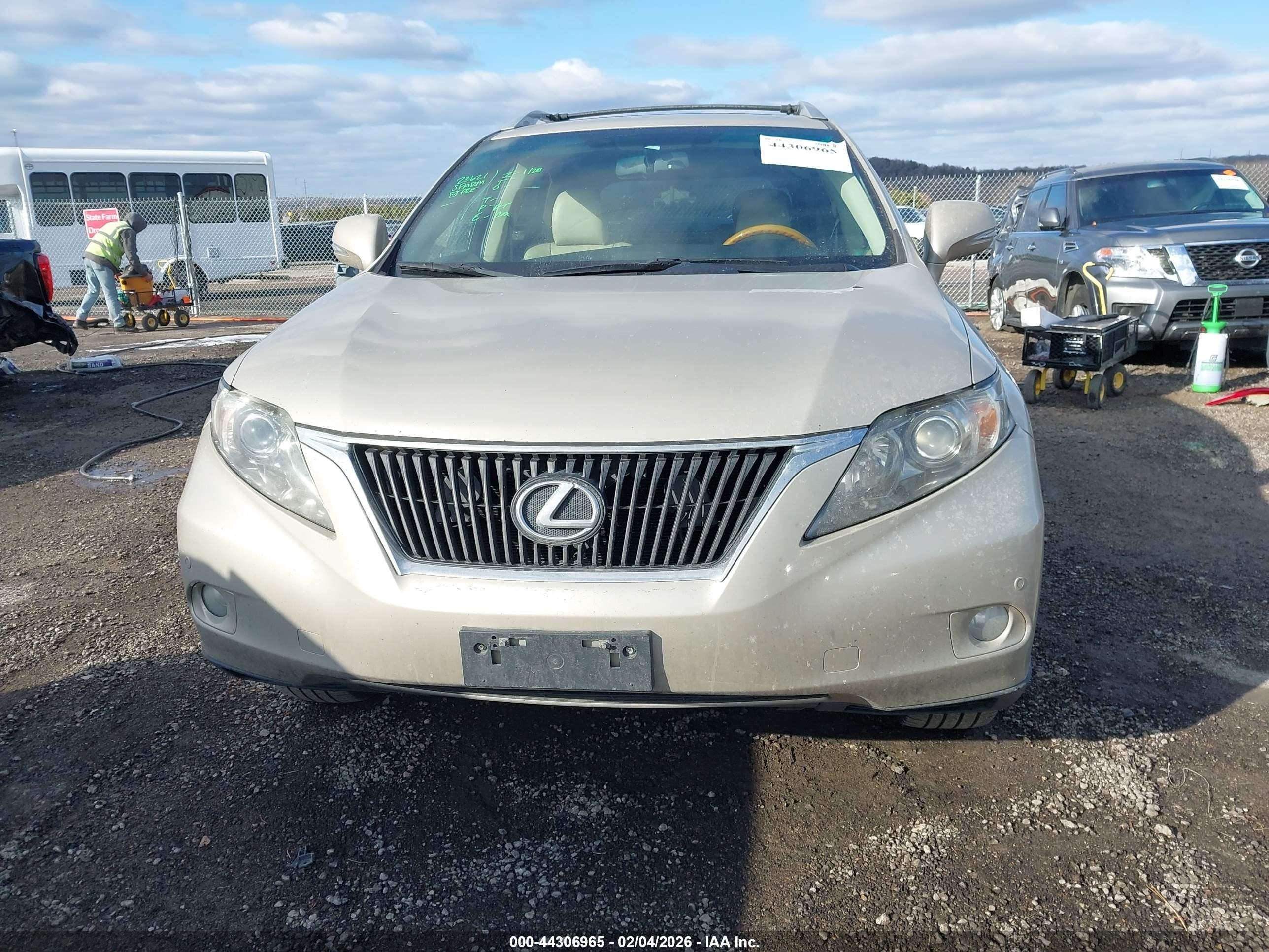 2011 Lexus Rx 350   Gold vin: 2T2ZK1BA8BC042708