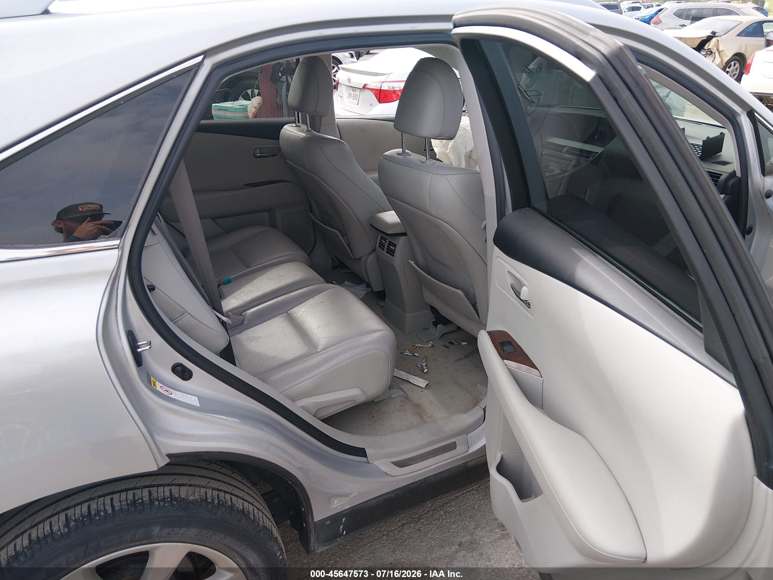 2011 Lexus Rx 350   Silver vin: 2T2ZK1BA9BC051191