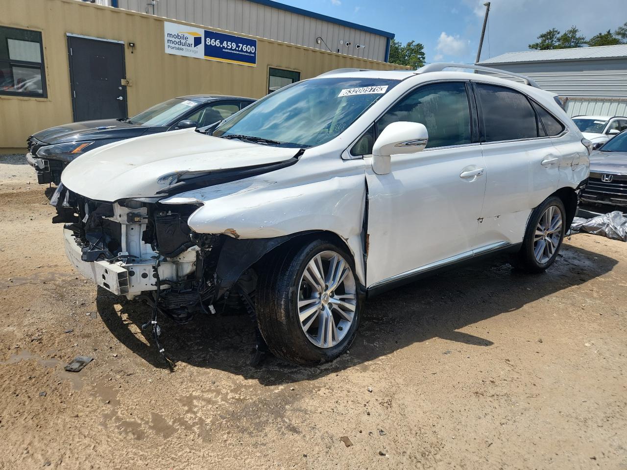 2015 Lexus Rx 350 Base White vin: 2T2ZK1BAXFC167506 Damage: Left Front Fender, Dent(S) W/ Paint Dmg, > 12 Inches
