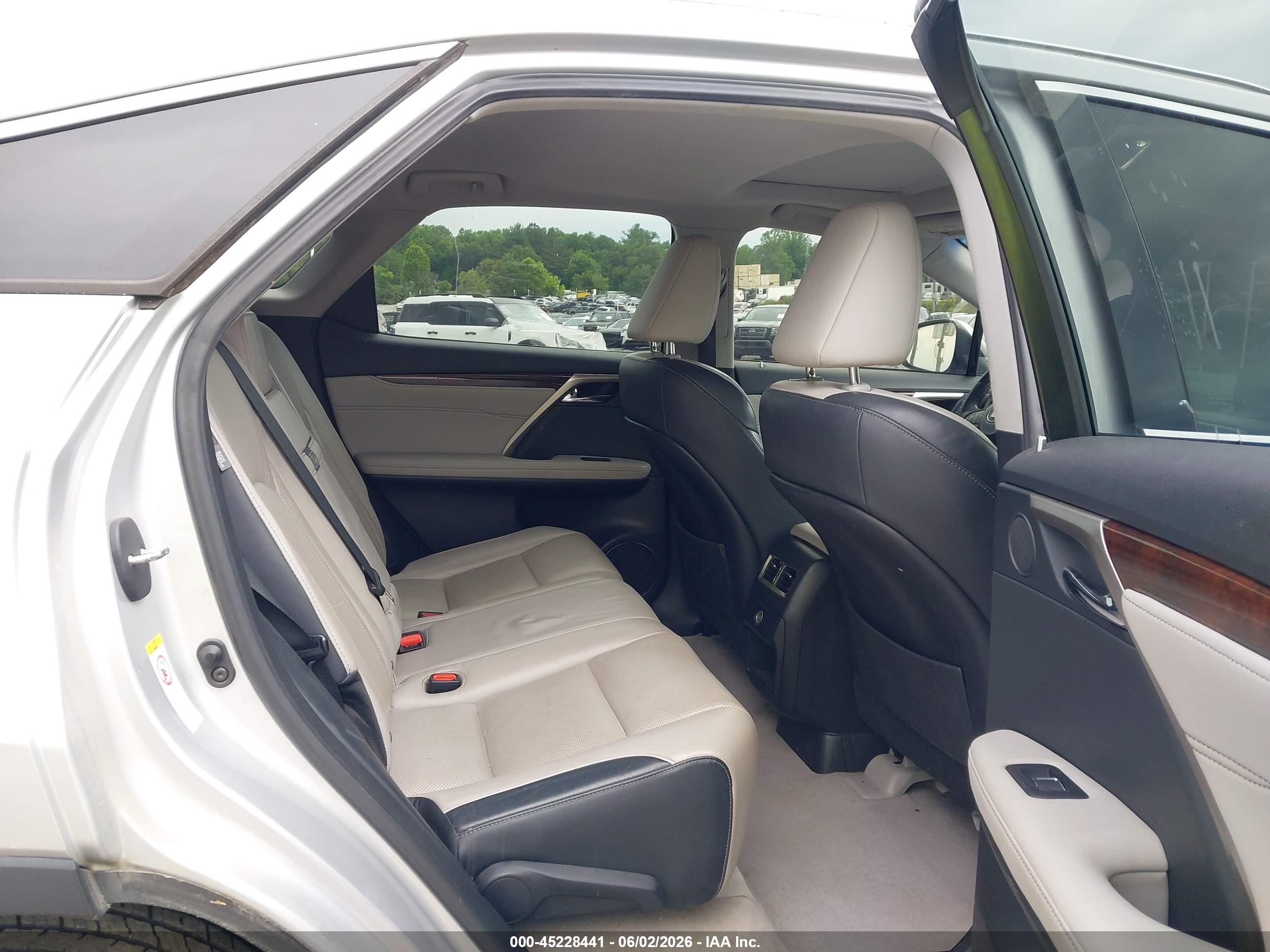 2017 Lexus Rx 350 Серебряный vin: 2T2ZZMCA5HC057932