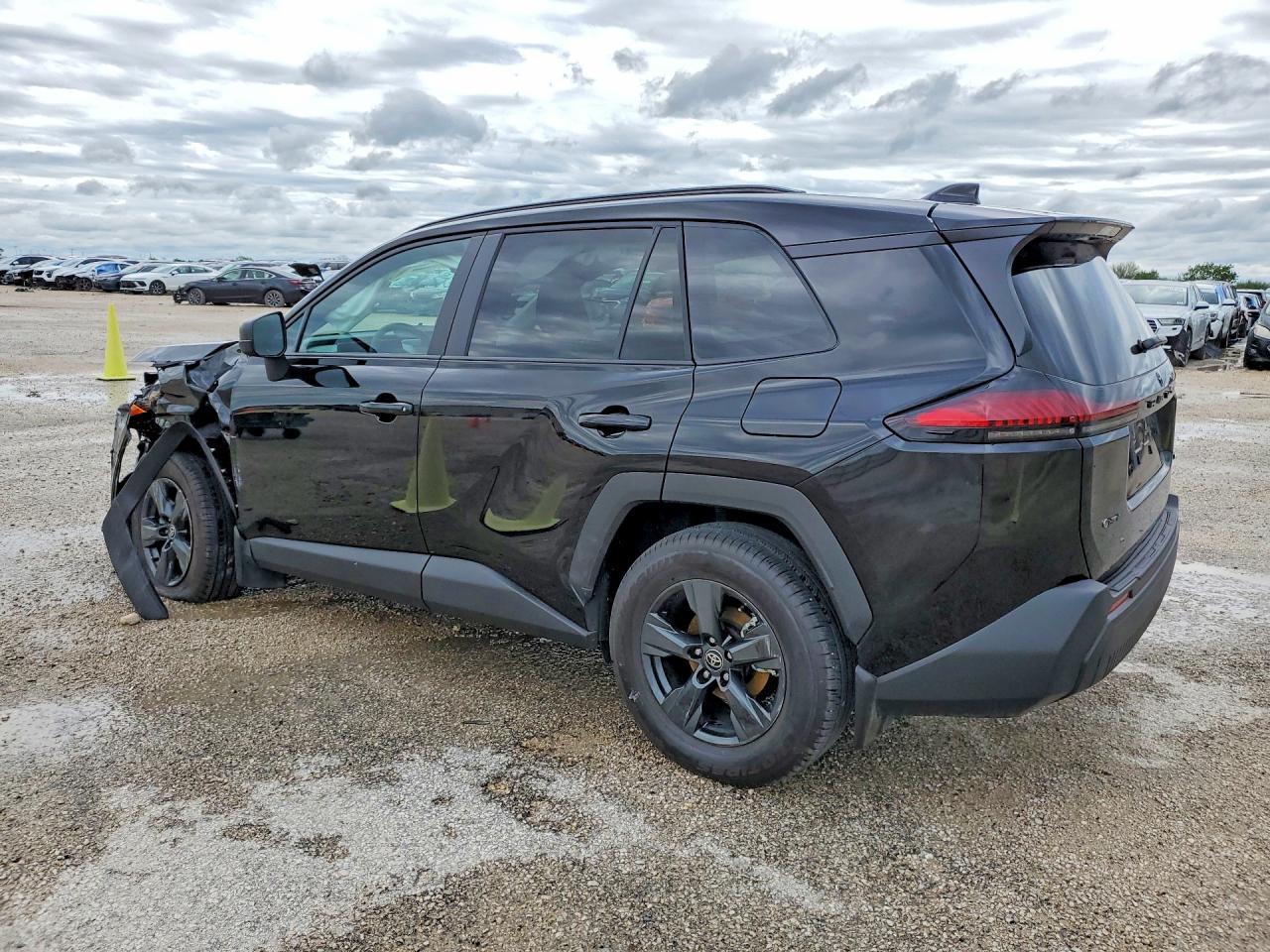 2026 Toyota Rav4 Le Черный vin: 2T36DRBV4TC000595