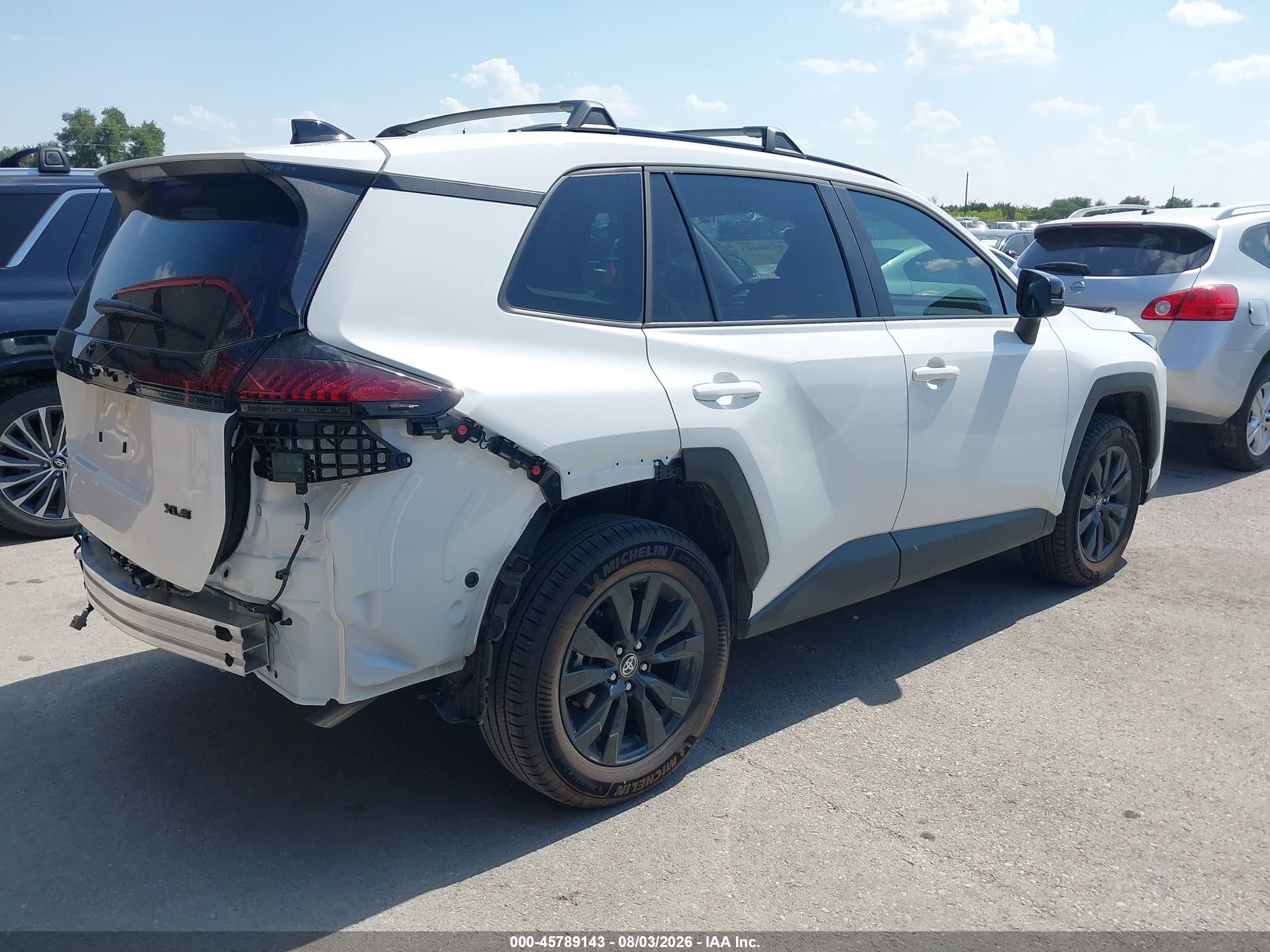2026 Toyota Rav4 Xle Premium White vin: 2T36DRBV6TC008911