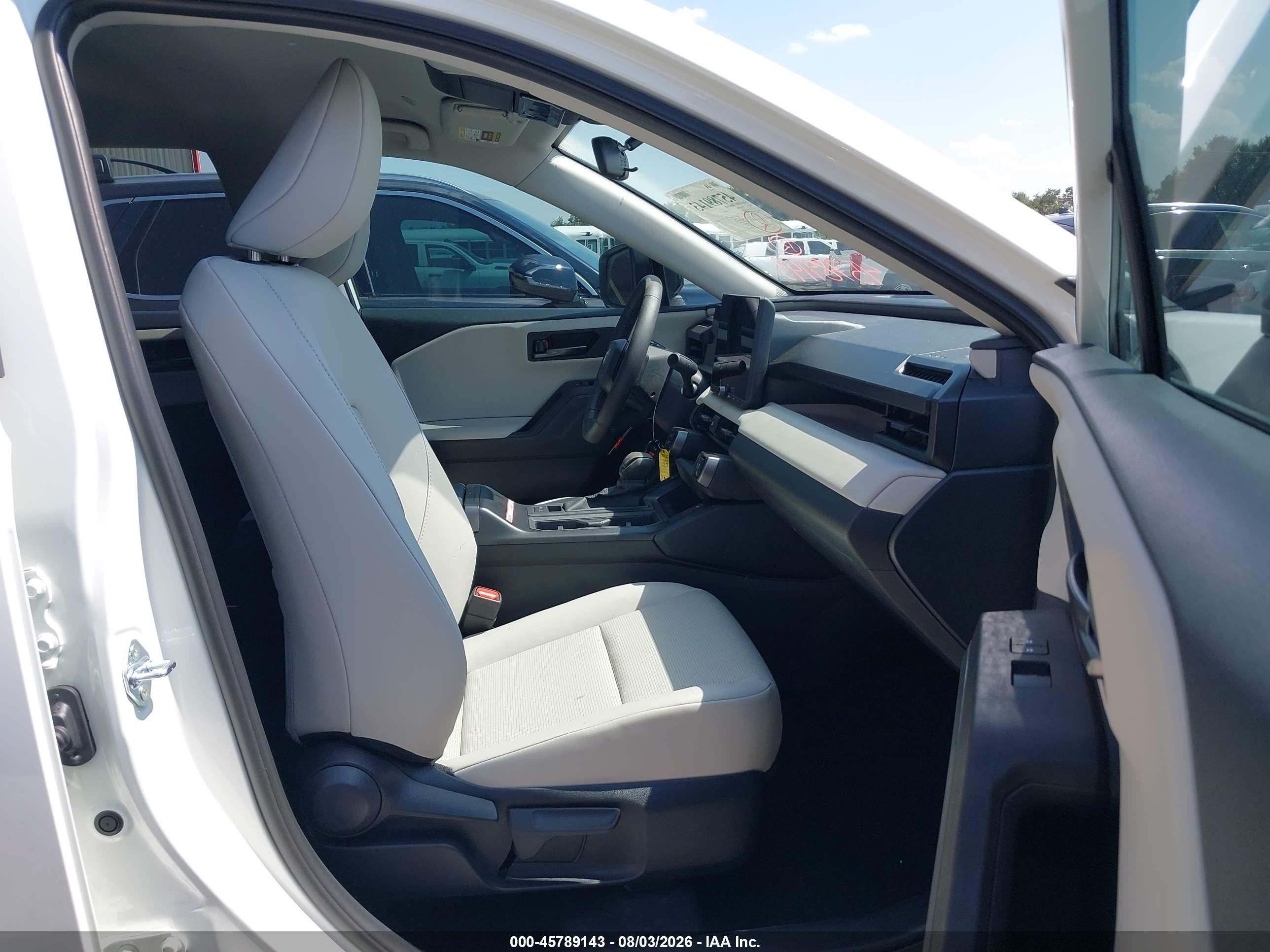 2026 Toyota Rav4 Xle Premium White vin: 2T36DRBV6TC008911